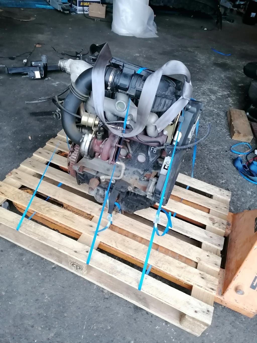 Moteur RENAULT SCENIC 1 PHASE 2 Diesel - 1