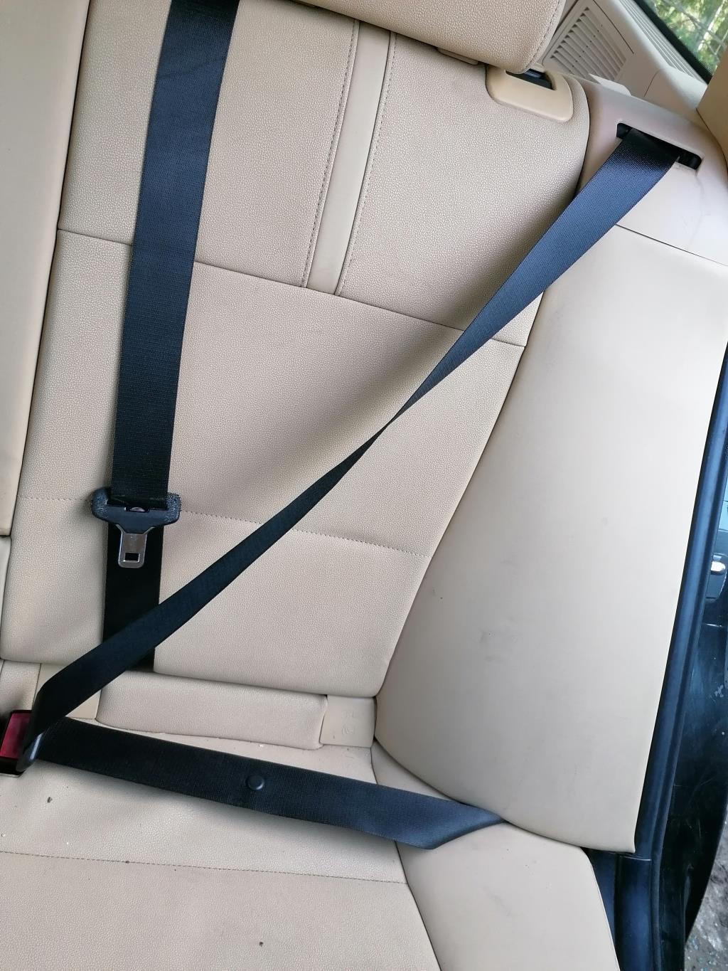 Cintura di sicurezza posteriore sinistra BMW X3 E83 PHASE 1 Diésel - 1