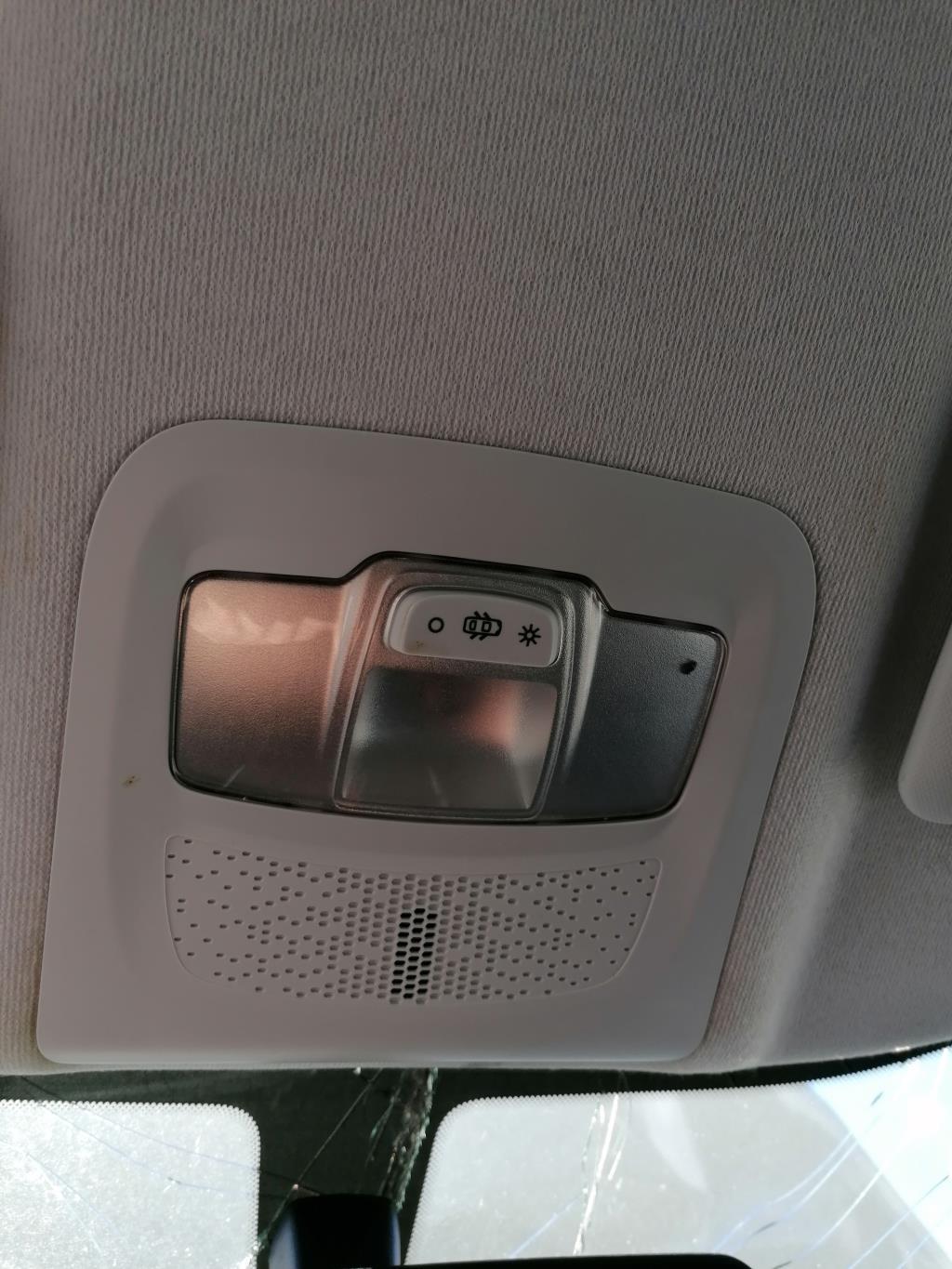Luce di cortesia PEUGEOT 208 1 PHASE 2 Gasolina - 1