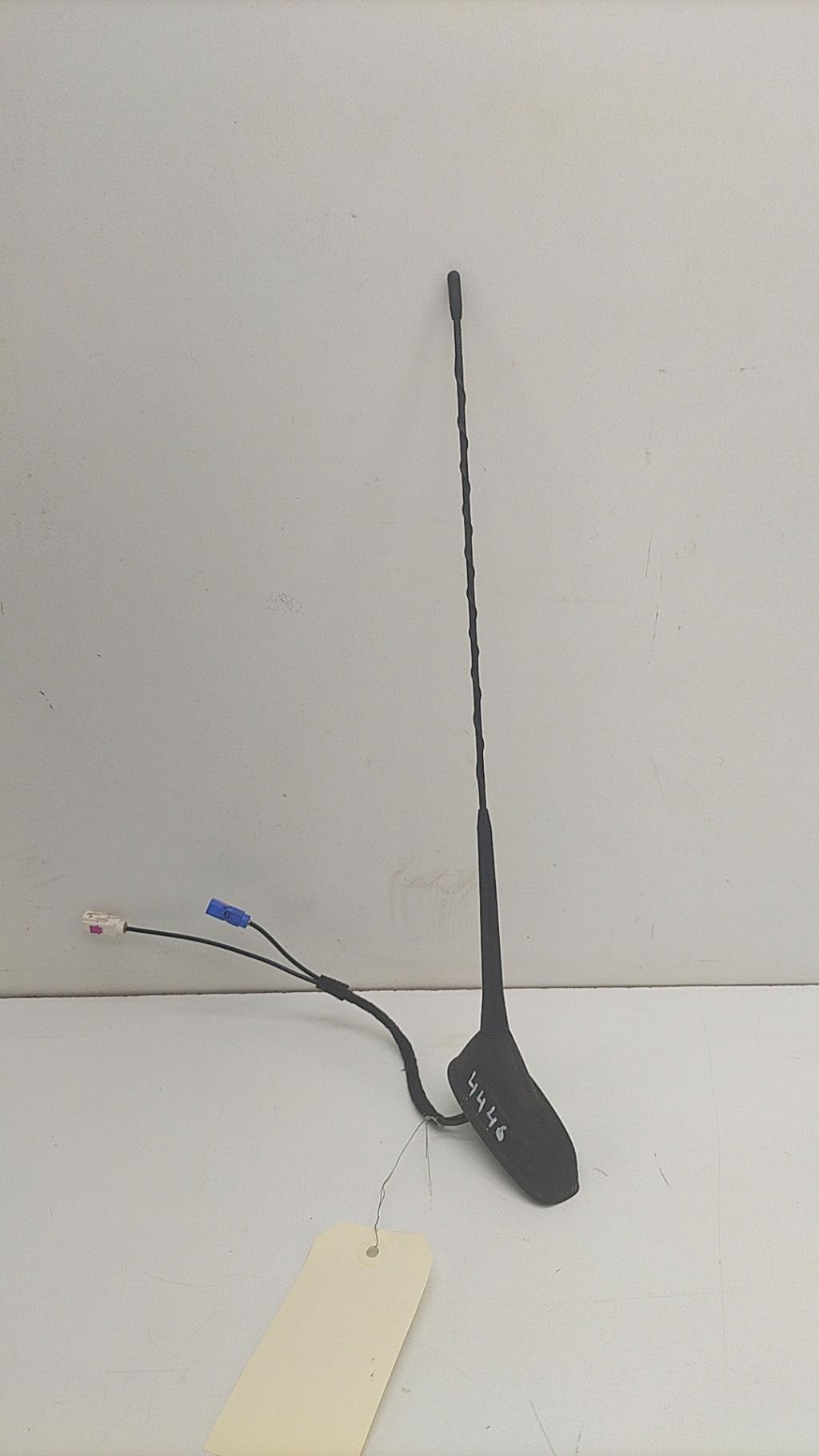 Antenne PEUGEOT 208 1 PHASE 1 Diesel - 1