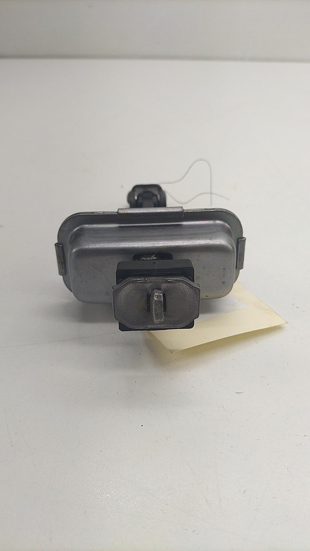 Arresto portiera anteriore destra CITROEN C3 3 PHASE 1 Gasolina - 1