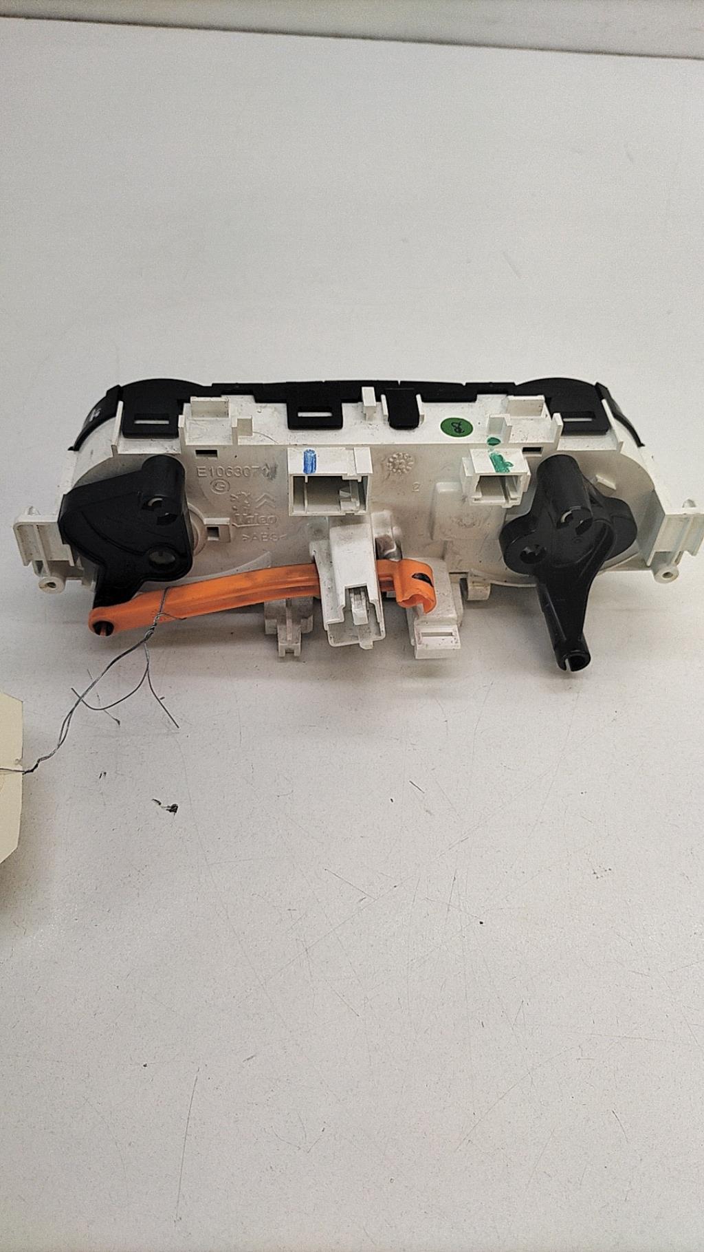 Commande chauffage PEUGEOT 208 1 PHASE 1 Diesel - 1