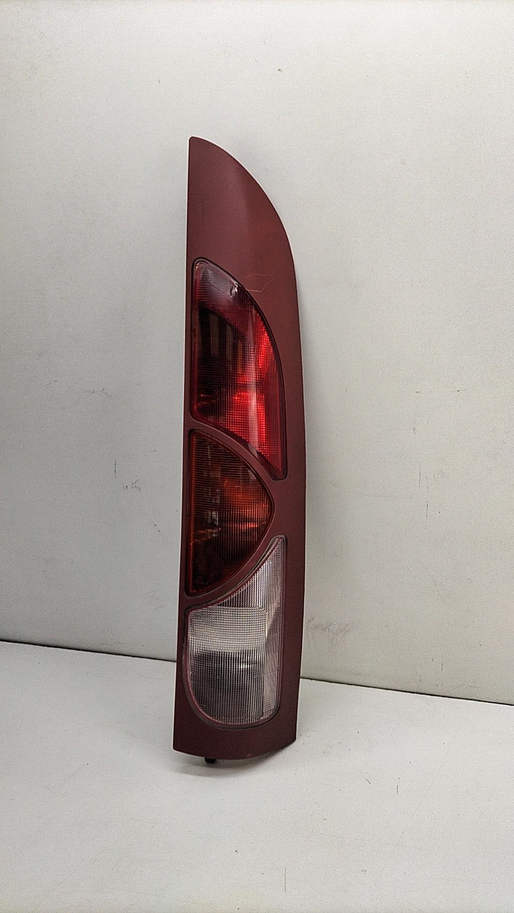 Fanale posteriore principale destro (luci) RENAULT KANGOO 1 PHASE 1 Gasolina - 1