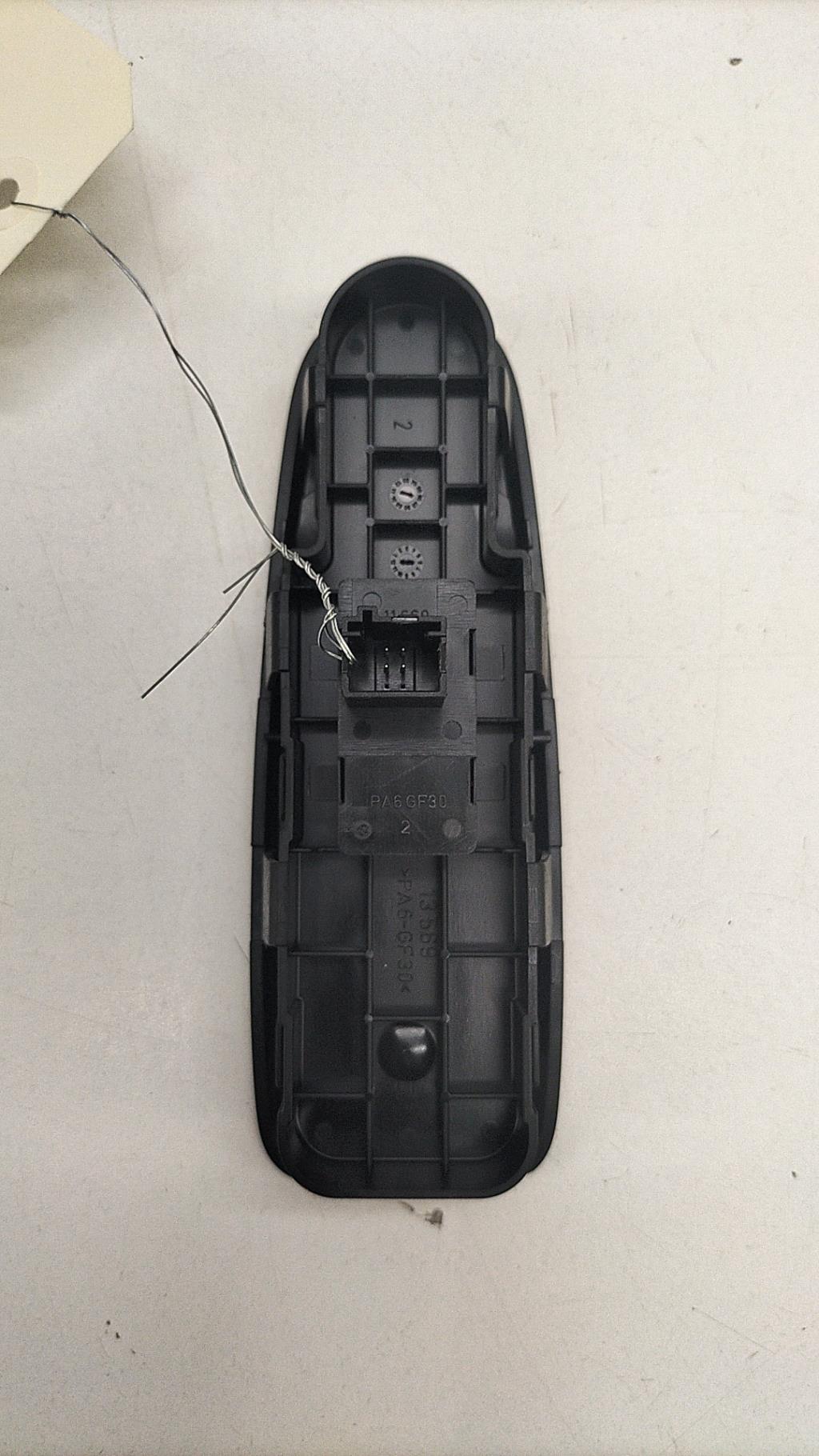 Interruttore lavacristalli anteriore destro CITROEN C4 PICASSO 1 Diésel - 1