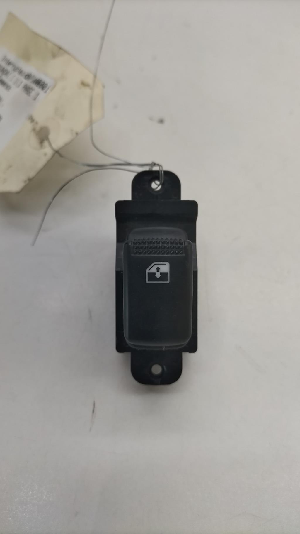 Interruttore lavacristalli anteriore destro HYUNDAI I 10 1 PHASE 1 Gasolina - 1
