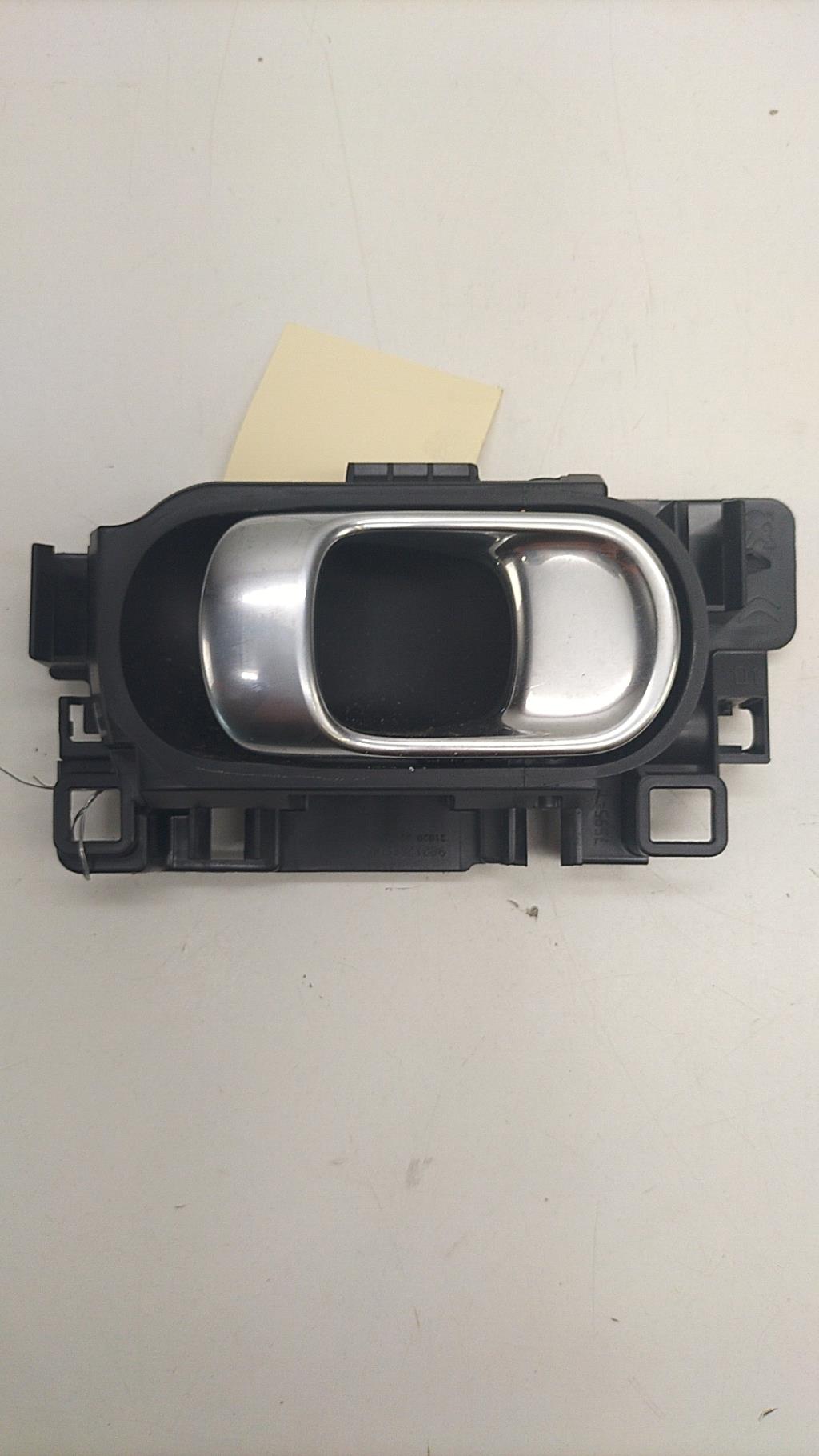 Maniglia interna anteriore destra CITROEN C3 3 PHASE 1 Gasolina - 1