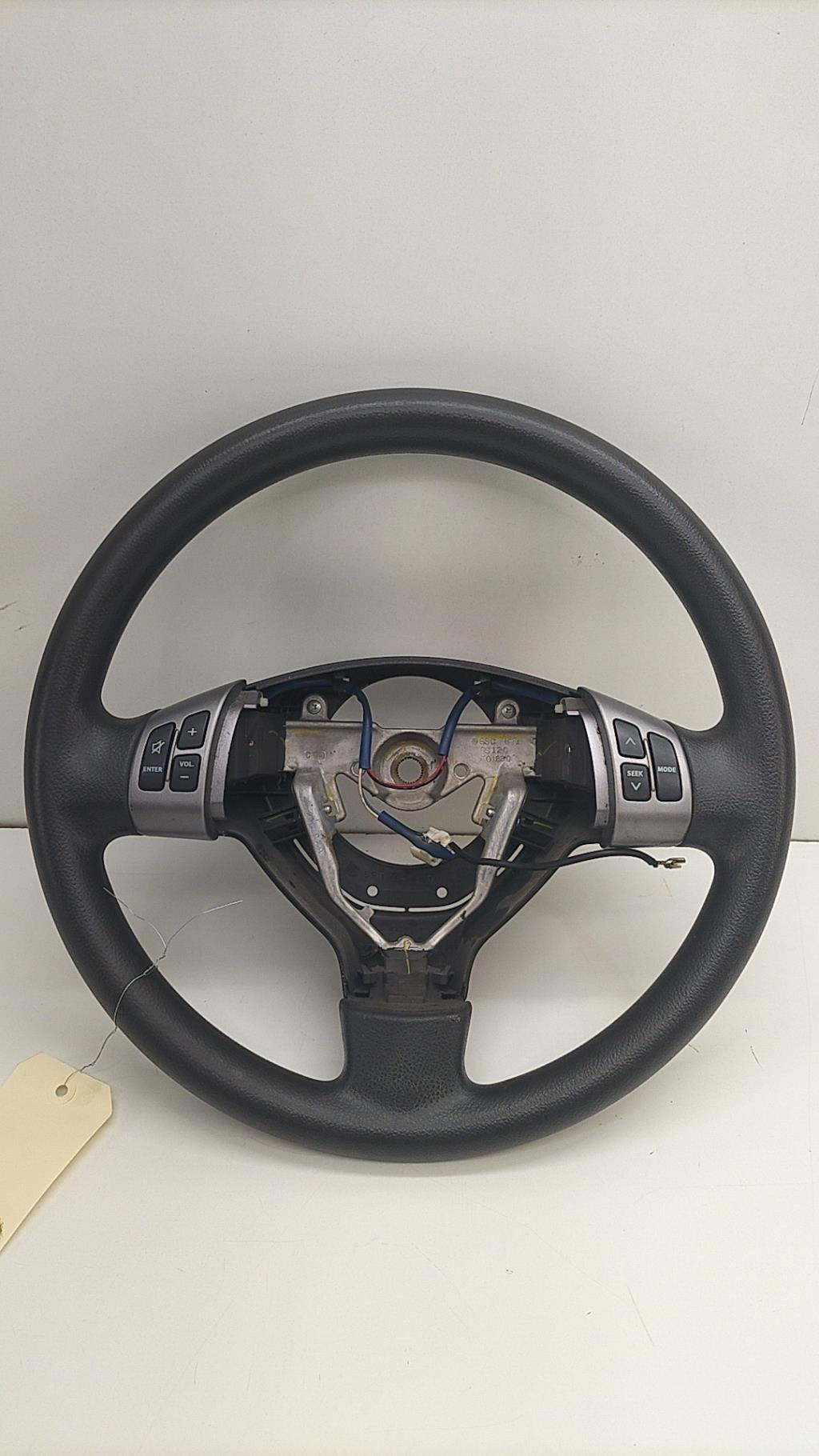 Volant SUZUKI SWIFT 3 Essence - 1