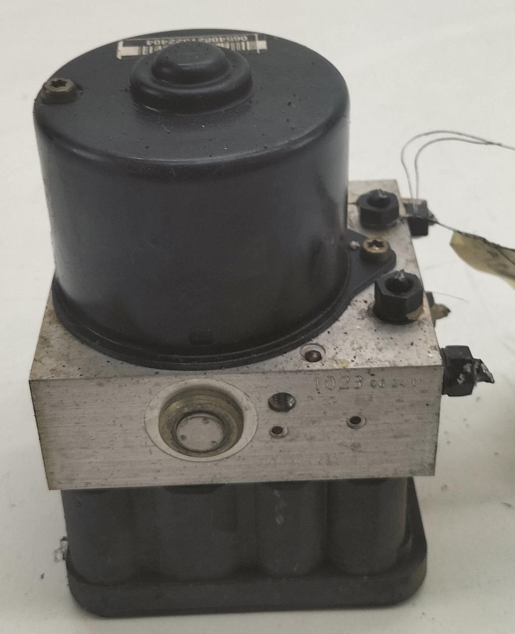 Blocco ABS (antibloccaggio freni) VOLKSWAGEN NEW BEETLE 1 PHASE 1 Gasolina - 1