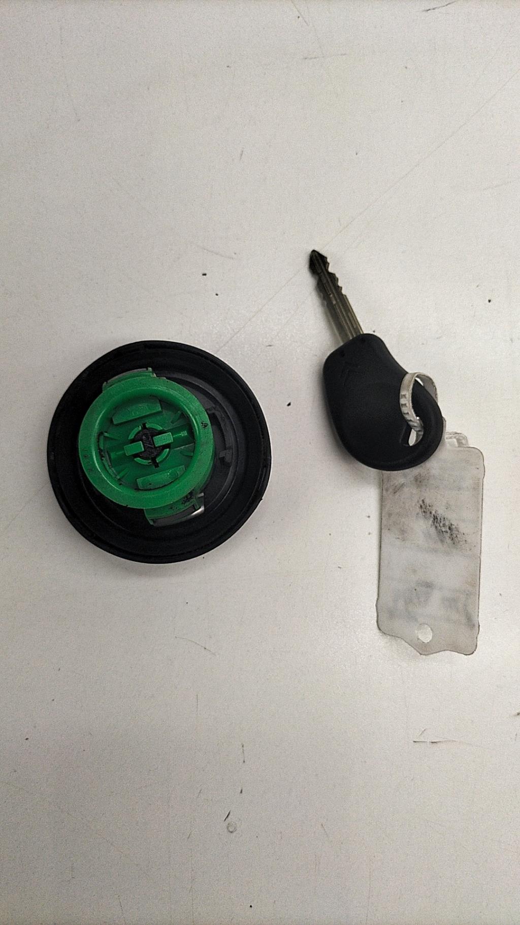 Bouchon de carburant CITROEN C5 1 PHASE 2 Diesel - 1