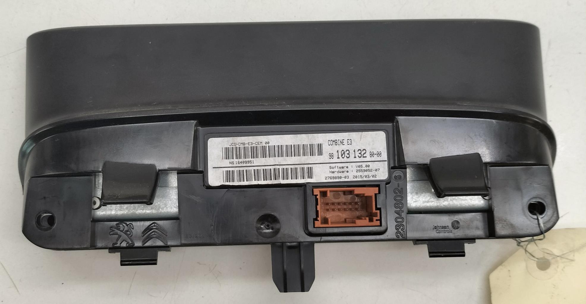 Compteur CITROEN C4 CACTUS Essence - 1