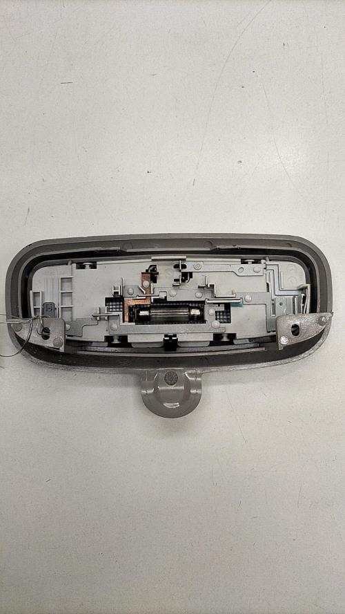 Plafonnier FORD FIESTA 5 Phase 1 - Référence 4704229, D'occasion En Bon état