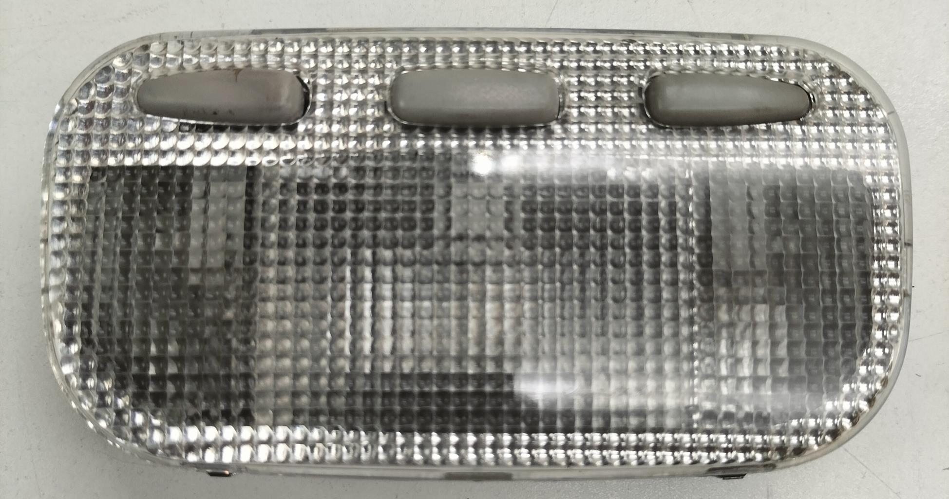 Eclairage de plafonnier PEUGEOT 807 Diesel - 1