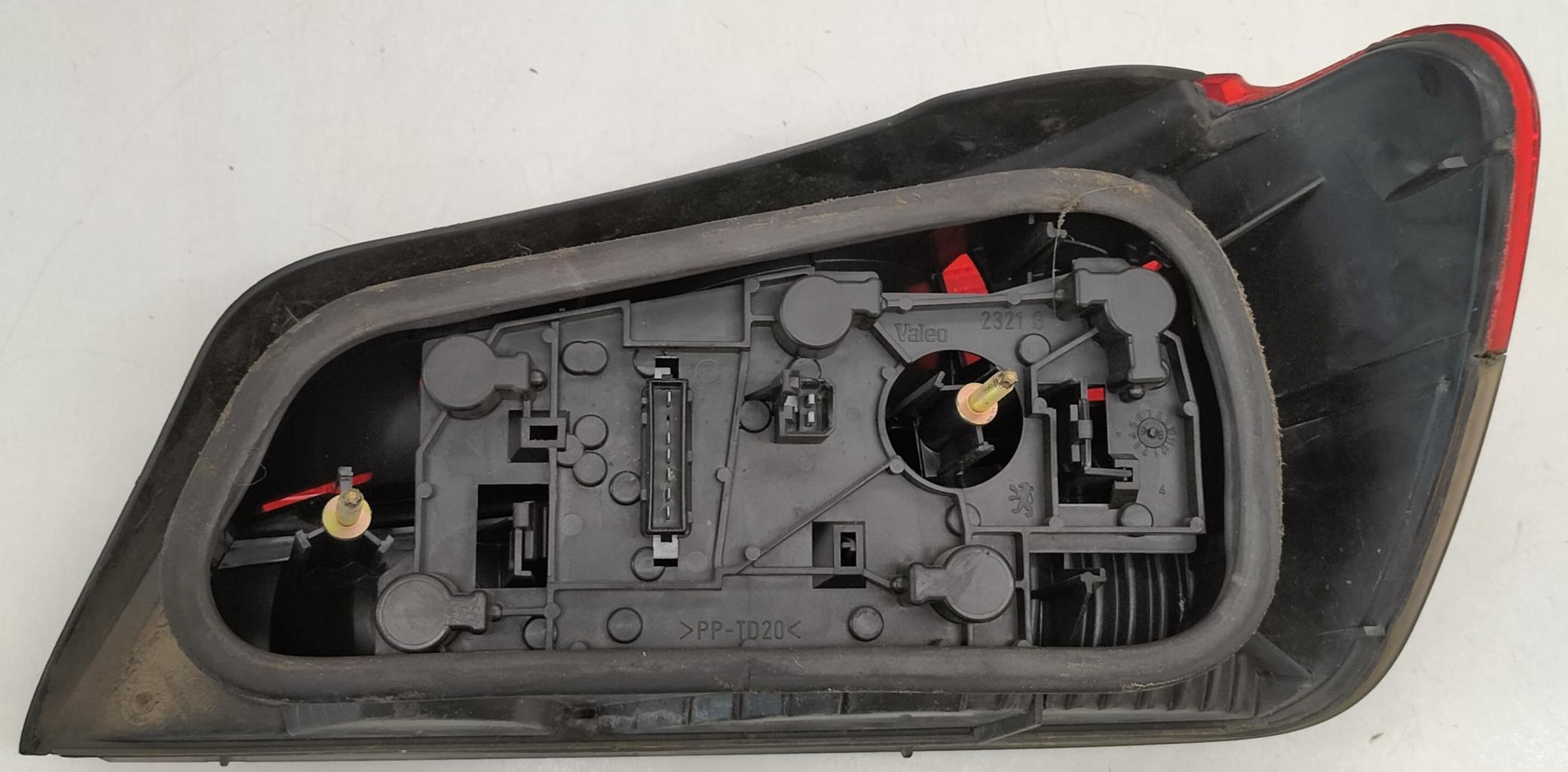 Fanale posteriore principale sinistro (luci) PEUGEOT 306 PHASE 2 Diésel - 1