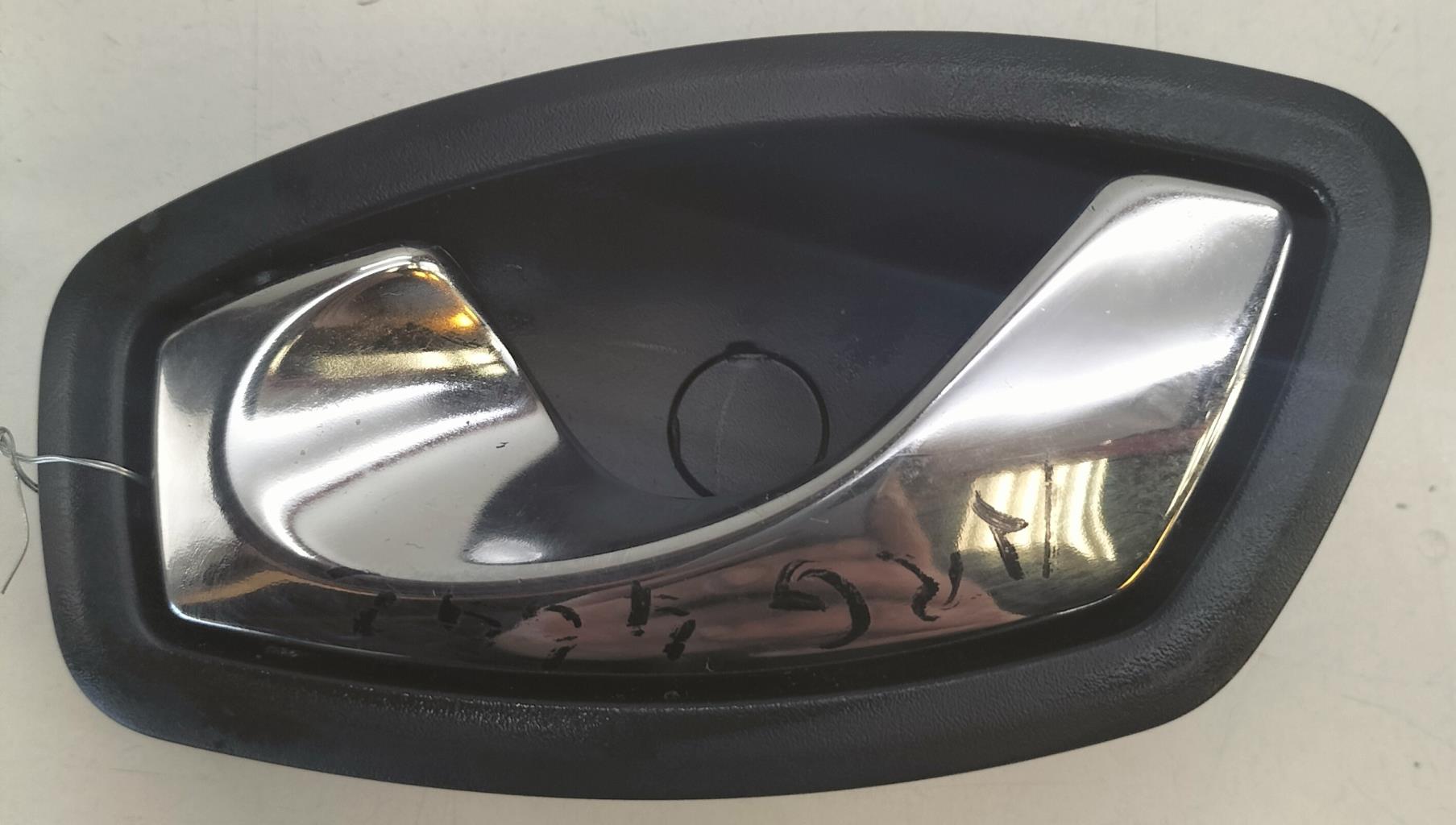 Maniglia interna posteriore sinistra RENAULT MEGANE 3 PHASE 2 Diésel - 1
