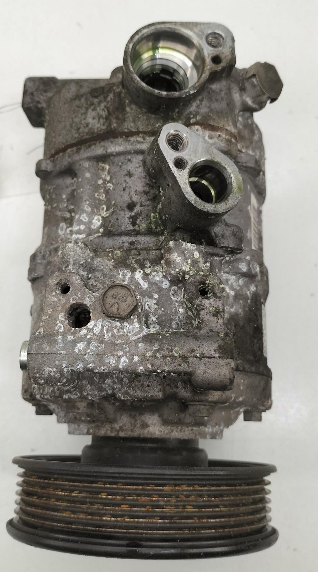 Compresseur clim VOLKSWAGEN GOLF 7 PHASE 1 Diesel - 1