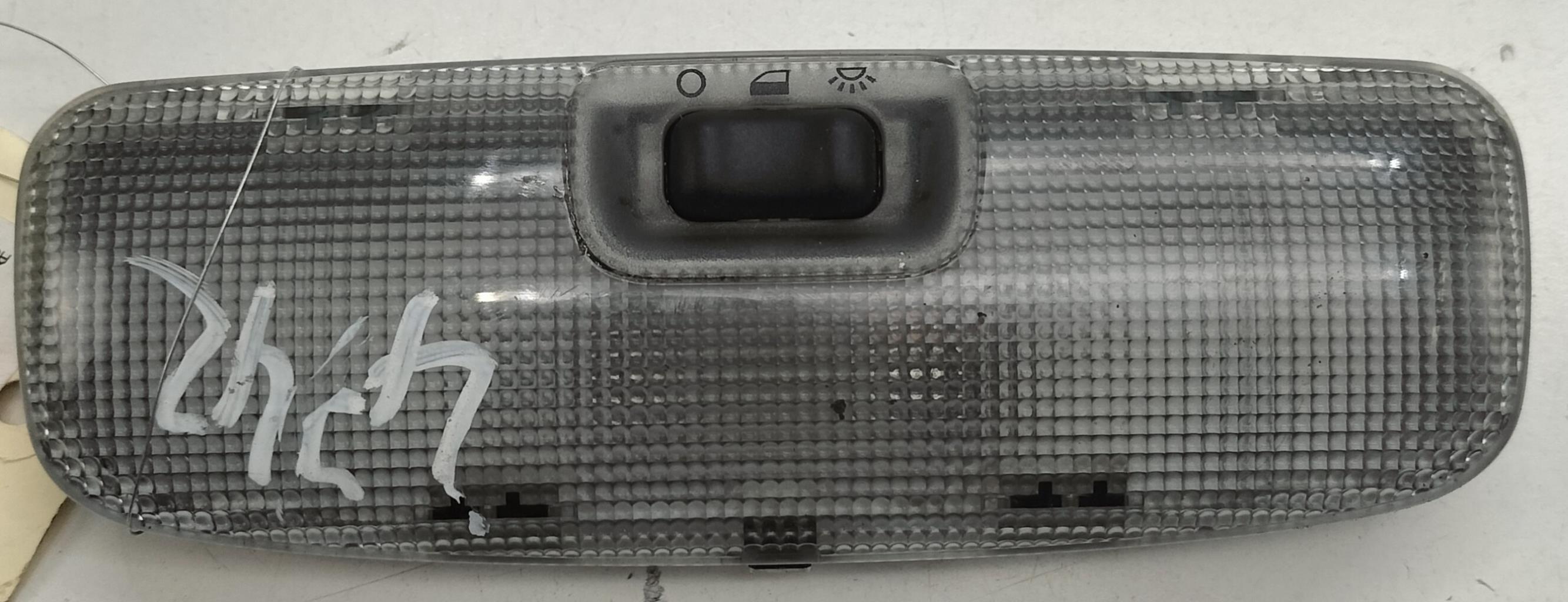 Eclairage de plafonnier FORD FIESTA 5 PHASE 2 Diesel - 1