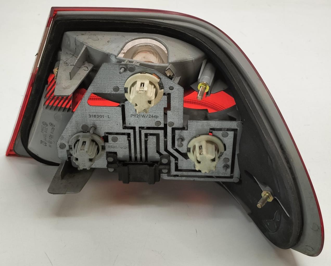 Fanale posteriore principale sinistro (luci) MERCEDES CLASSE E 210 PHASE 2 Diésel - 1