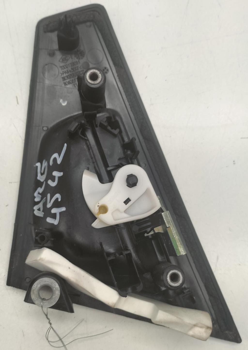 Maniglia portiera posteriore sinistra RENAULT CLIO 4 PHASE 1 Diésel - 1