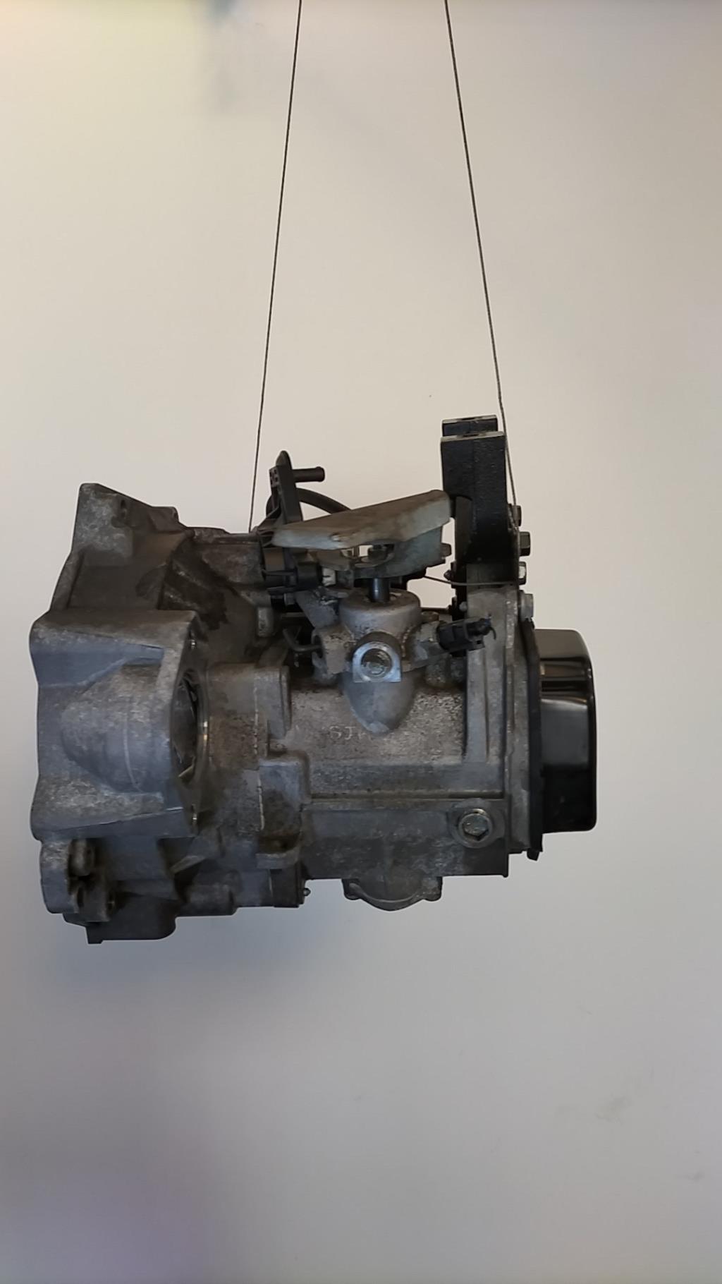 Boite de vitesses VOLKSWAGEN POLO 5 PHASE 1 Diesel - 1