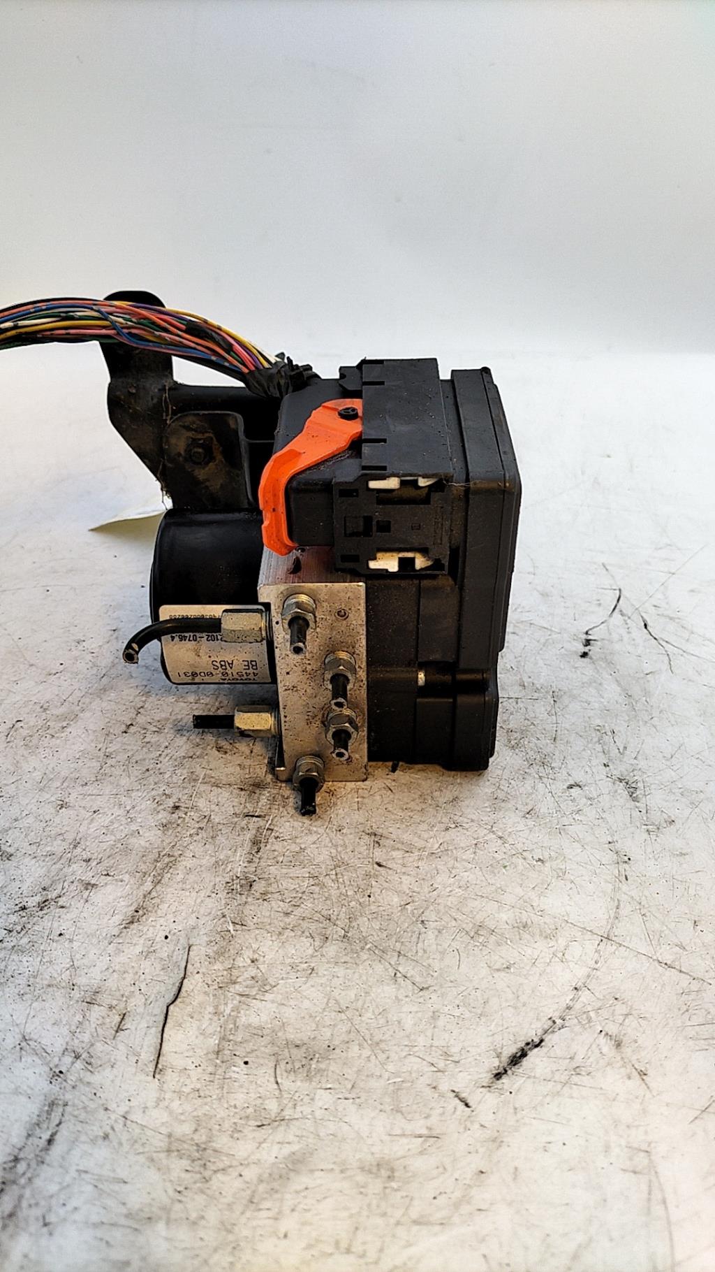 Blocco ABS (antibloccaggio freni) TOYOTA YARIS 2 PHASE 1 Gasolina - 1