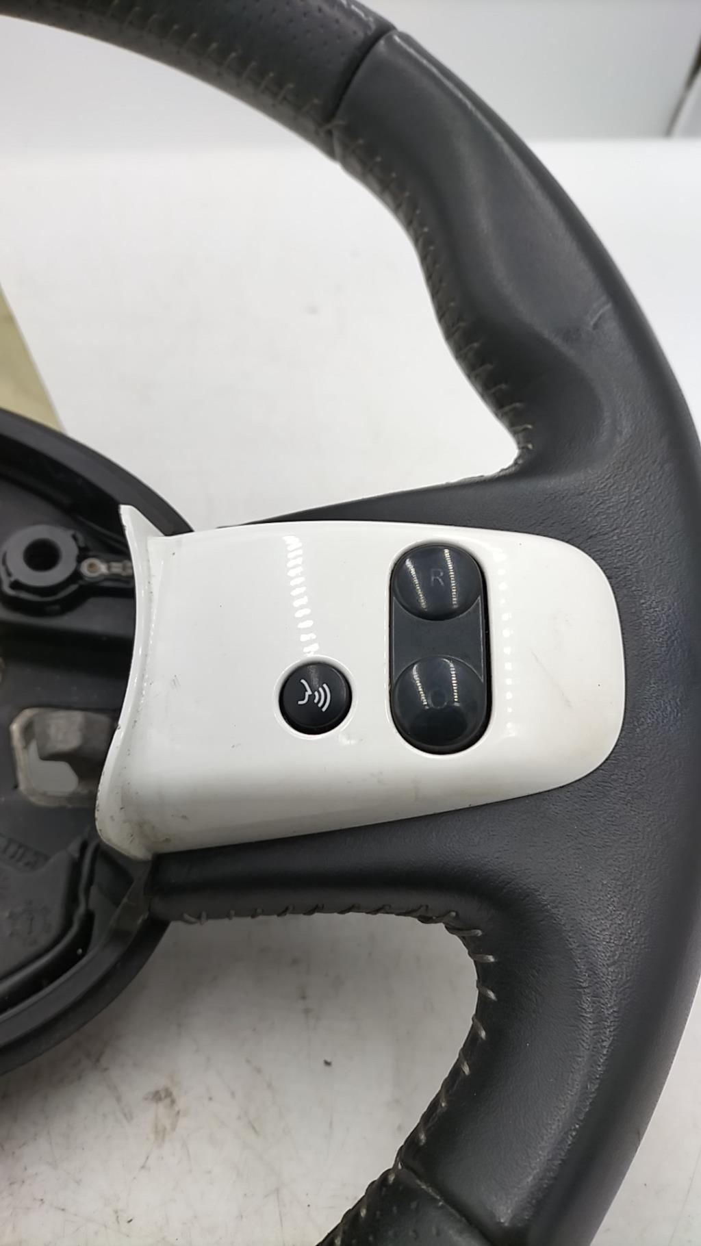 Volant RENAULT TWINGO 3 PHASE 1 Essence - 1