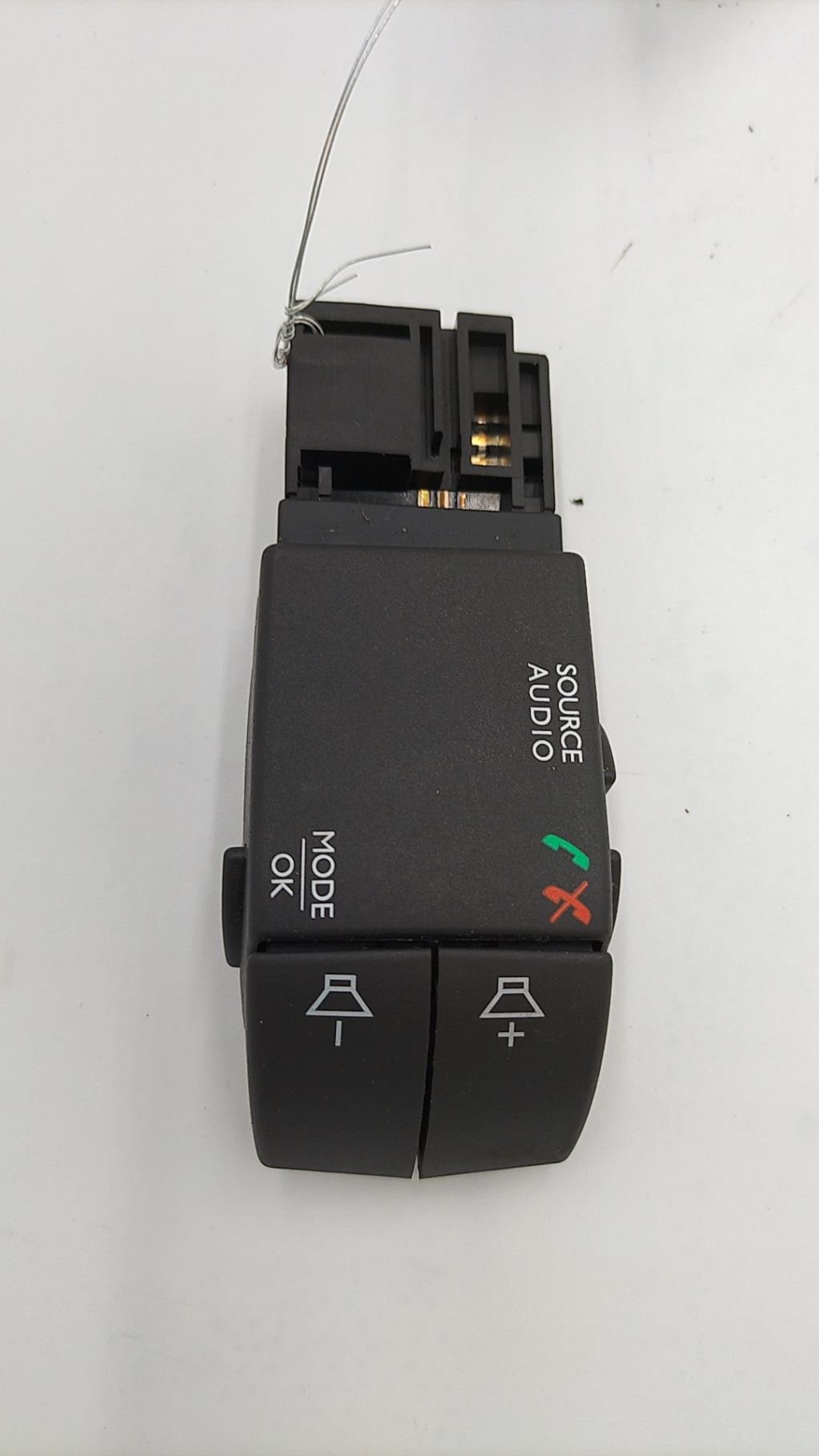 Commande autoradio RENAULT CLIO 4 PHASE 1 Diesel - 1
