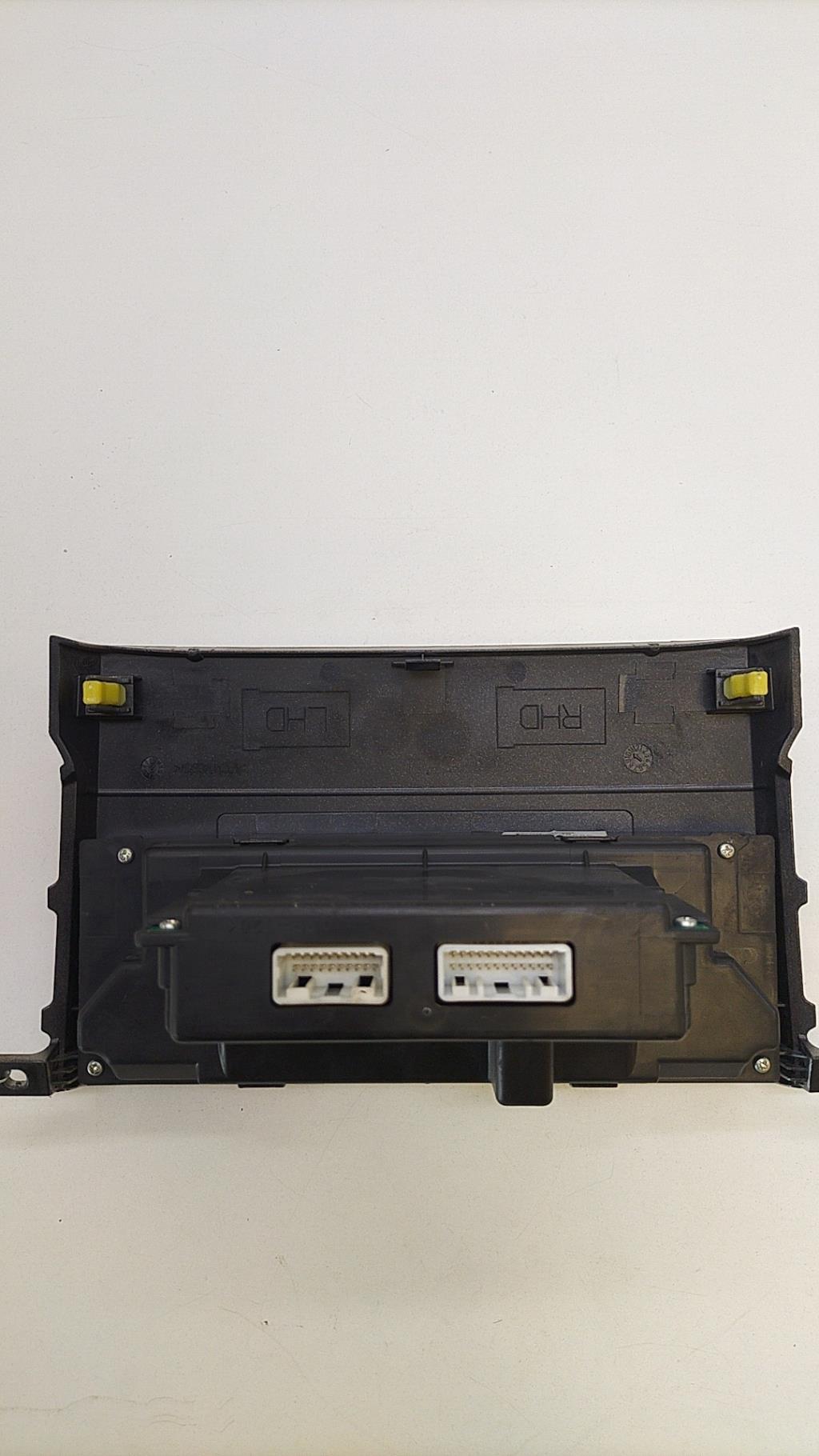Commande chauffage TOYOTA COROLLA VERSO 2 PHASE 1 Diesel - 1