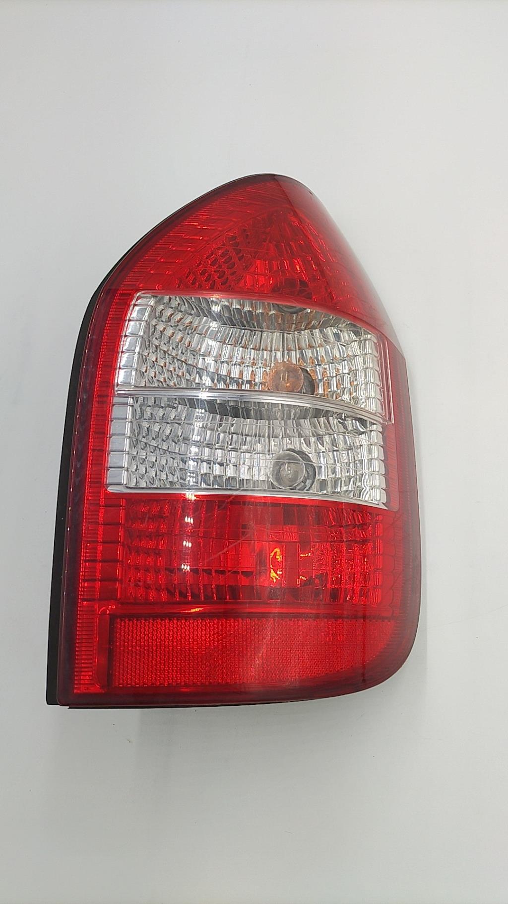 Fanale posteriore principale destro (luci) OPEL ZAFIRA A PHASE 1 Diésel - 1