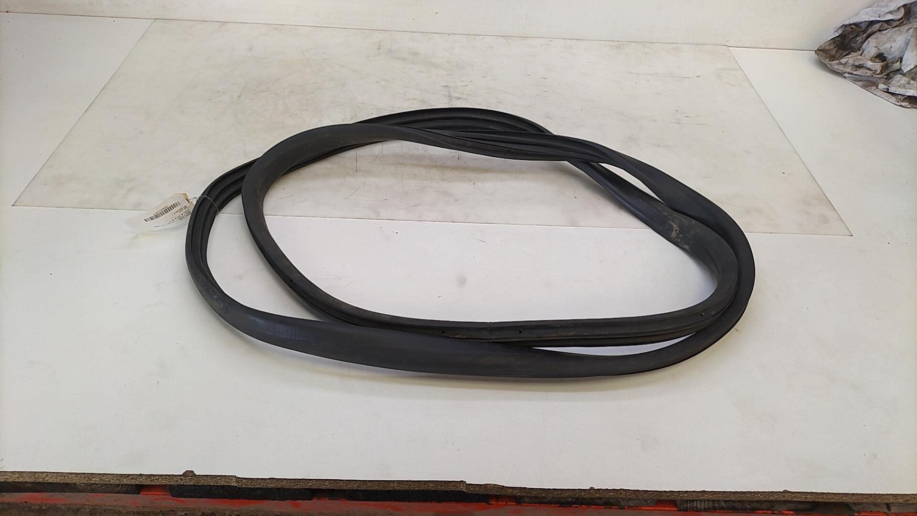 Guarnizione sportello anteriore sinistro RENAULT CLIO 4 PHASE 1 Diésel - 1