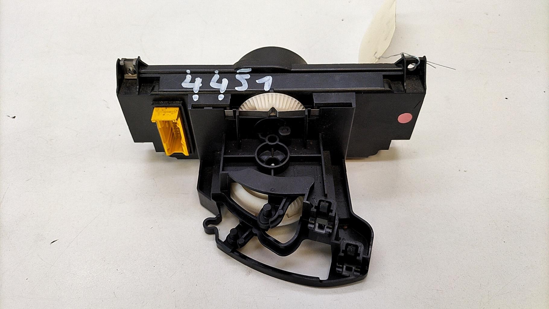 Commande chauffage SEAT IBIZA 2 PHASE 3 Essence - 1