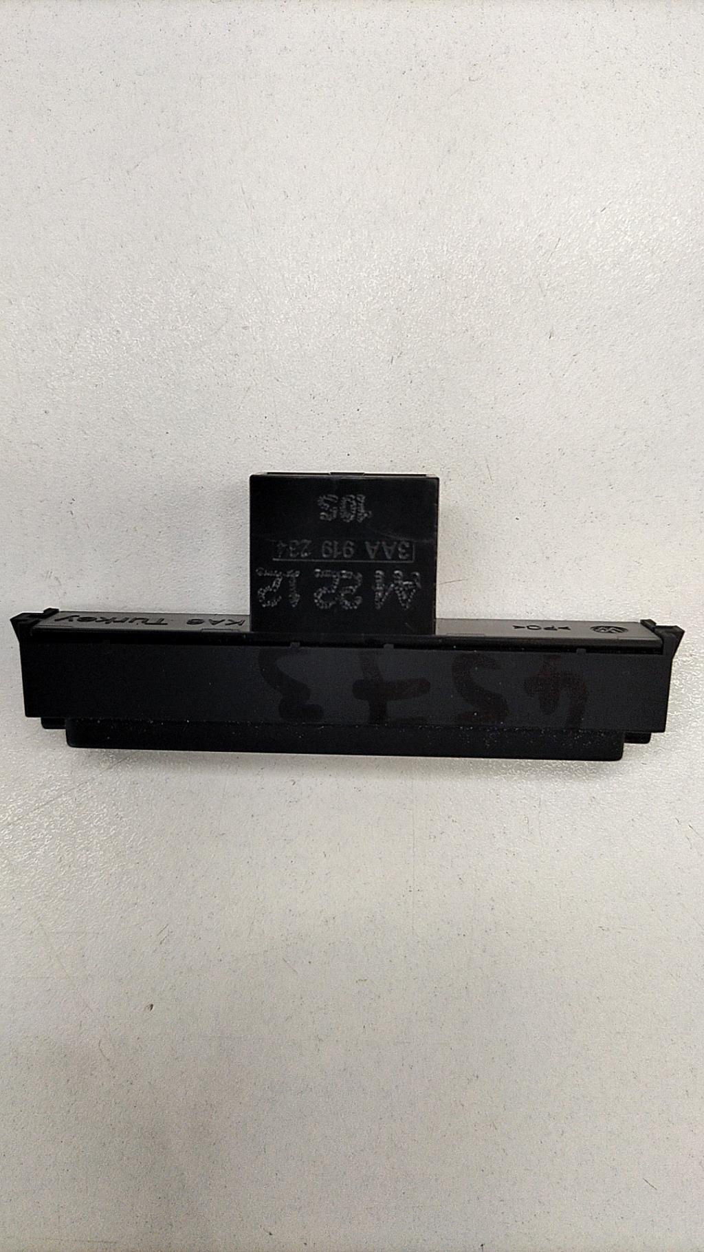 Bouton/Interrupteur VOLKSWAGEN PASSAT 6 BREAK Diesel - 1