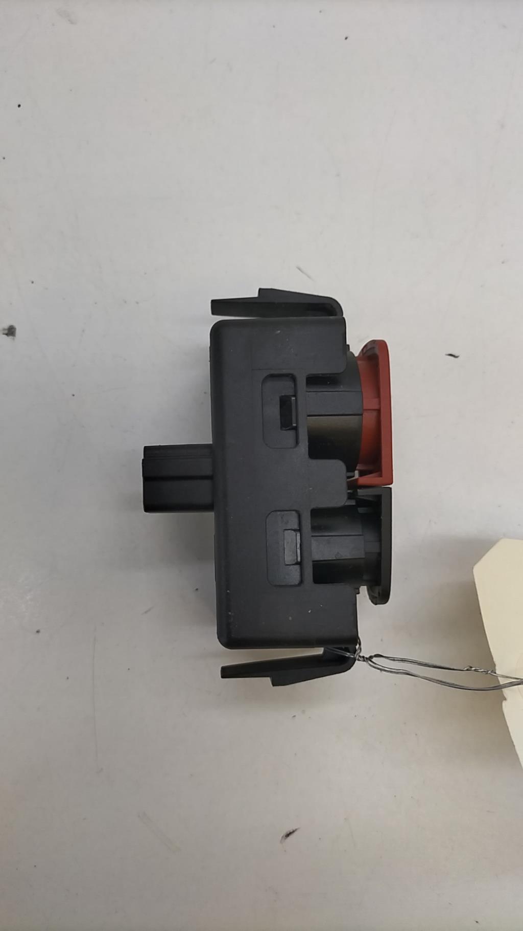 Interruttore luci emergenza RENAULT GRAND SCENIC 3 PHASE 1 Diésel - 1