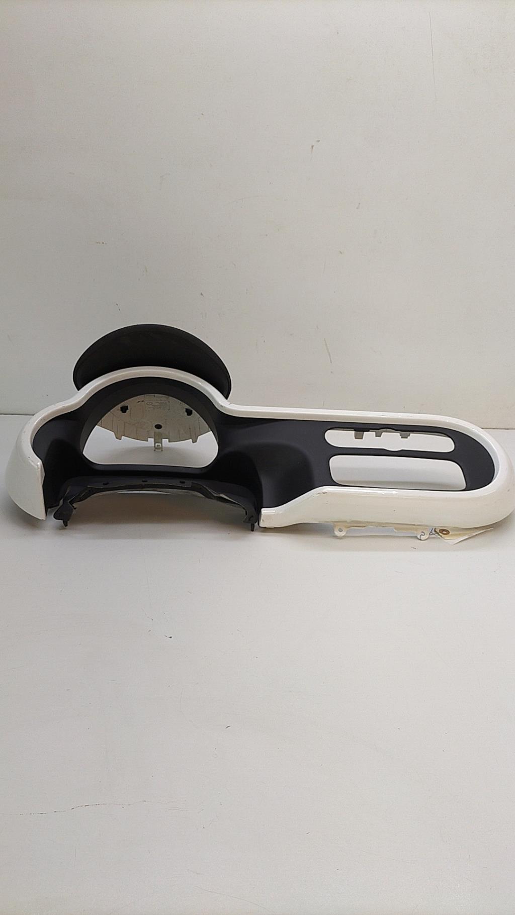 Console central (interieur plastique) RENAULT TWINGO 3 PHASE 1 Essence - 1