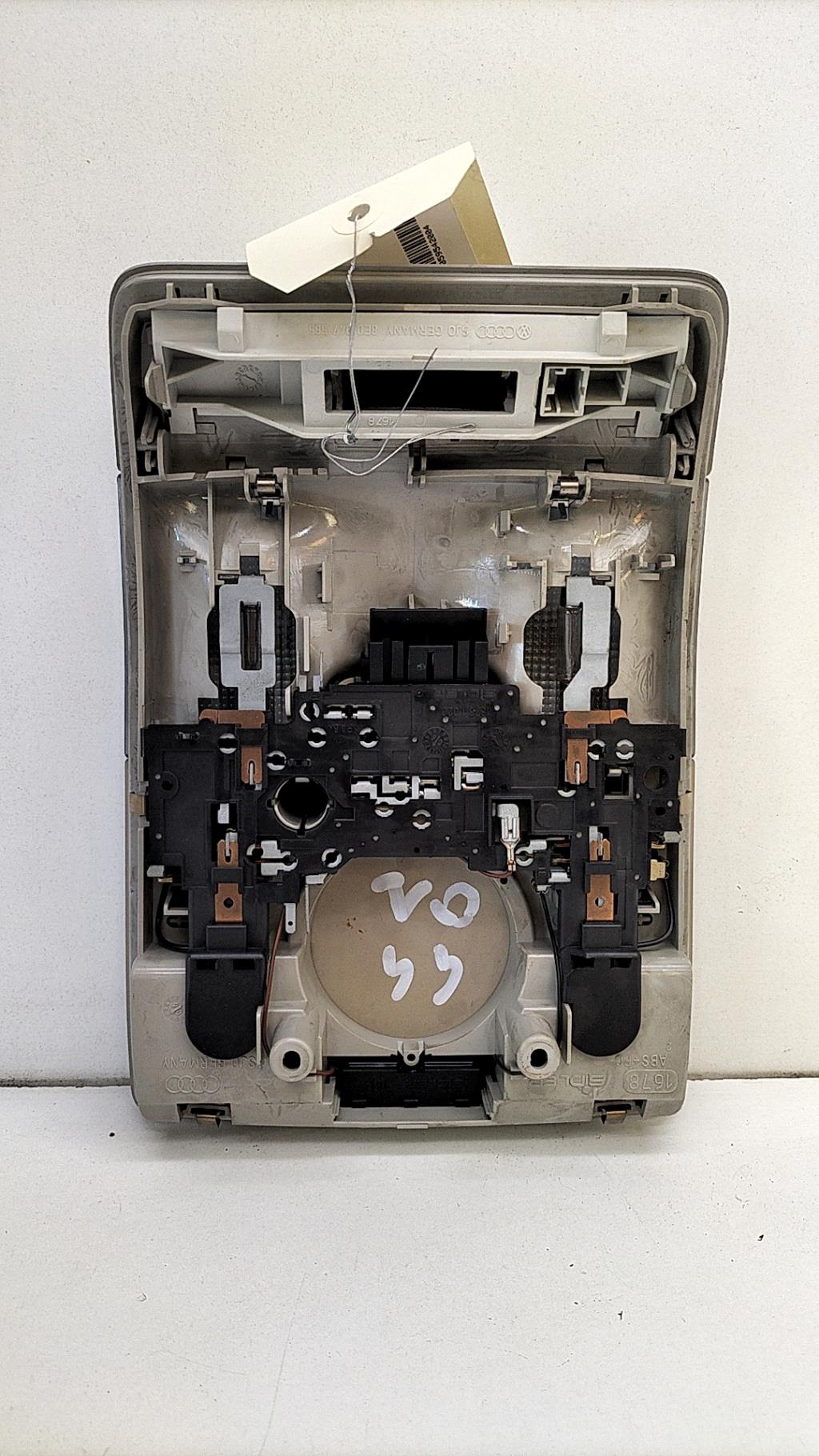 Eclairage de plafonnier AUDI A3 2 SPORTBACK PHASE 1 Diesel - 1