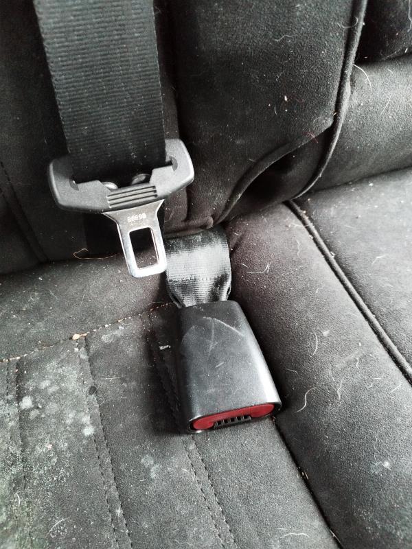 Aggancio cintura sicurezza posteriore destro ALFA ROMEO 156 PHASE 3 BREAK Diésel - 1
