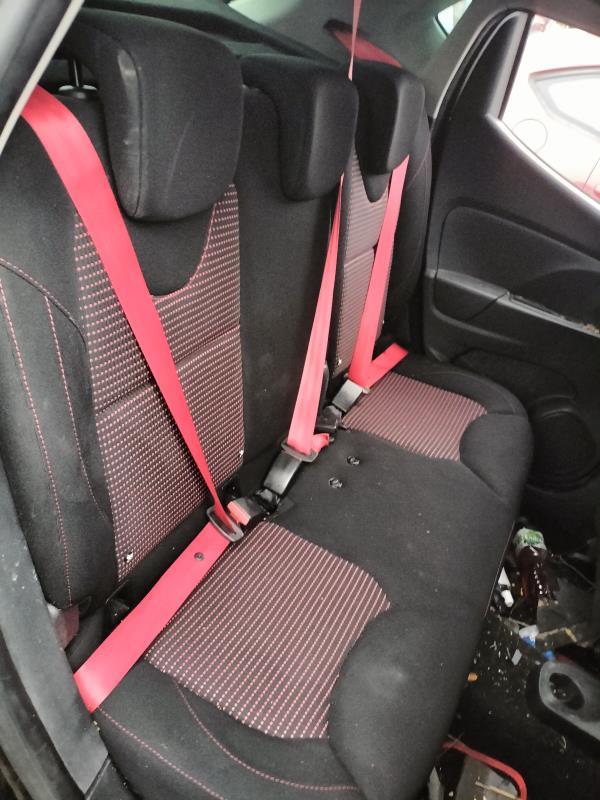 Aggancio cintura sicurezza posteriore destro RENAULT CLIO 4 PHASE 1 Gasolina - 1