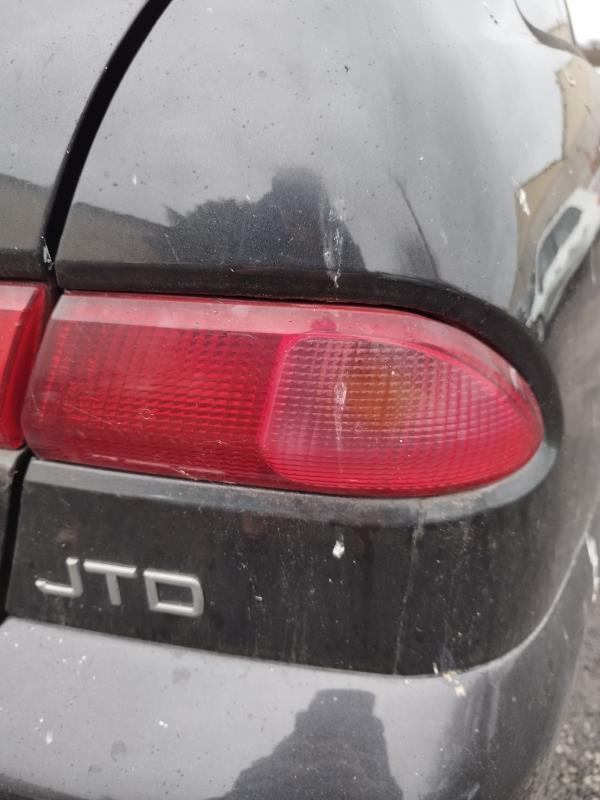 Fanale posteriore principale destro (luci) ALFA ROMEO 156 PHASE 3 BREAK Diésel - 1