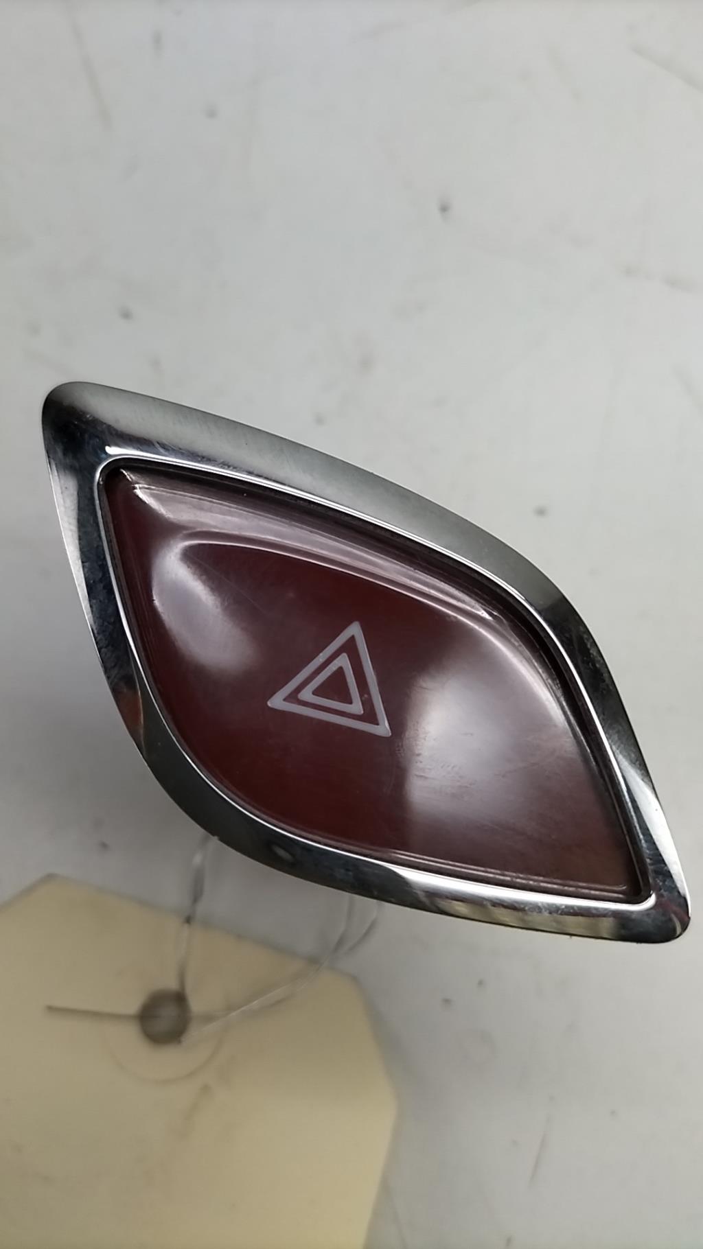 Bouton de warning CITROEN C3 2 PHASE 1 Diesel - 1