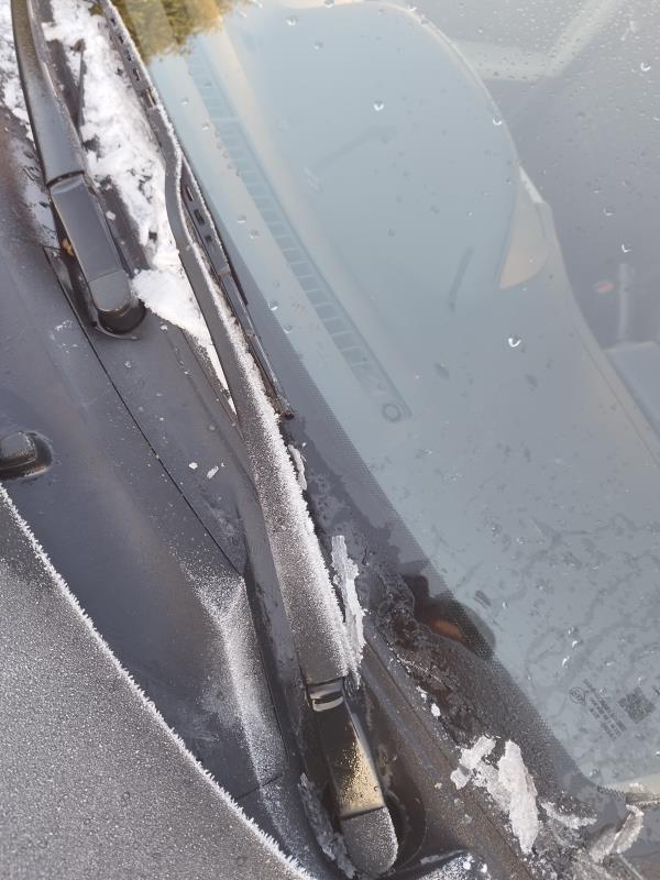 Braccio tergicristallo anteriore sinistro TOYOTA YARIS 2 PHASE 1 Diésel - 1