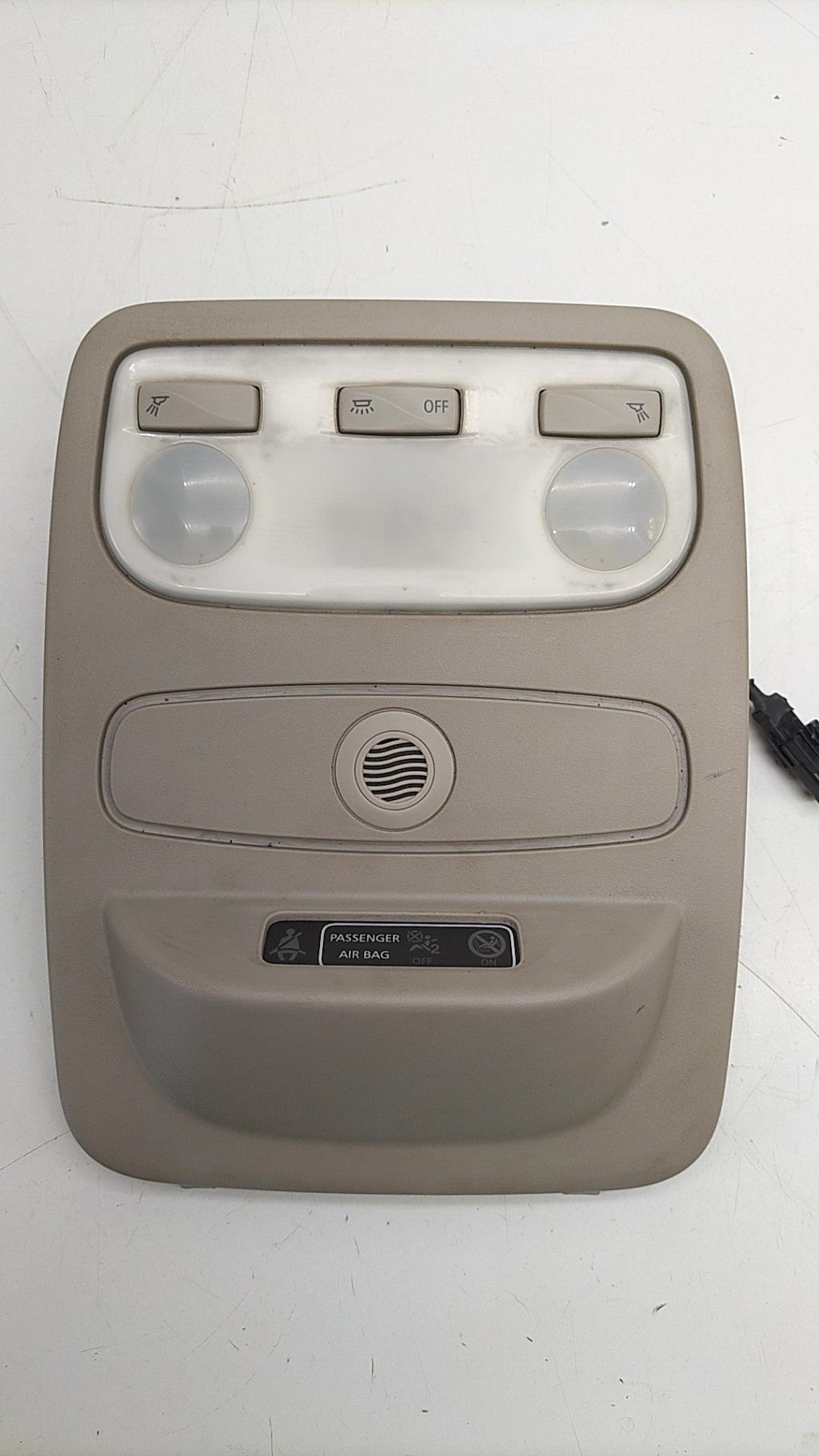 Eclairage de plafonnier RENAULT CLIO 4 PHASE 1 Diesel - 1