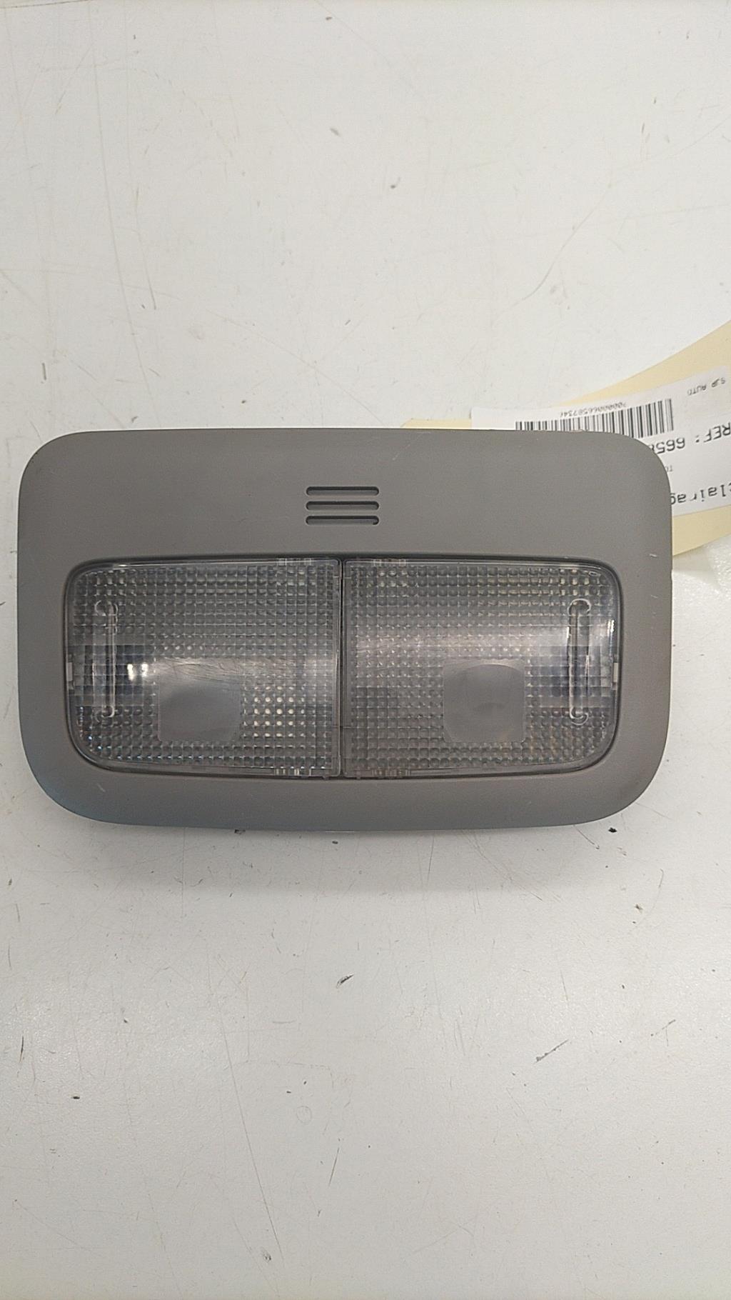 Luce di cortesia TOYOTA YARIS 2 PHASE 1 Diésel - 1