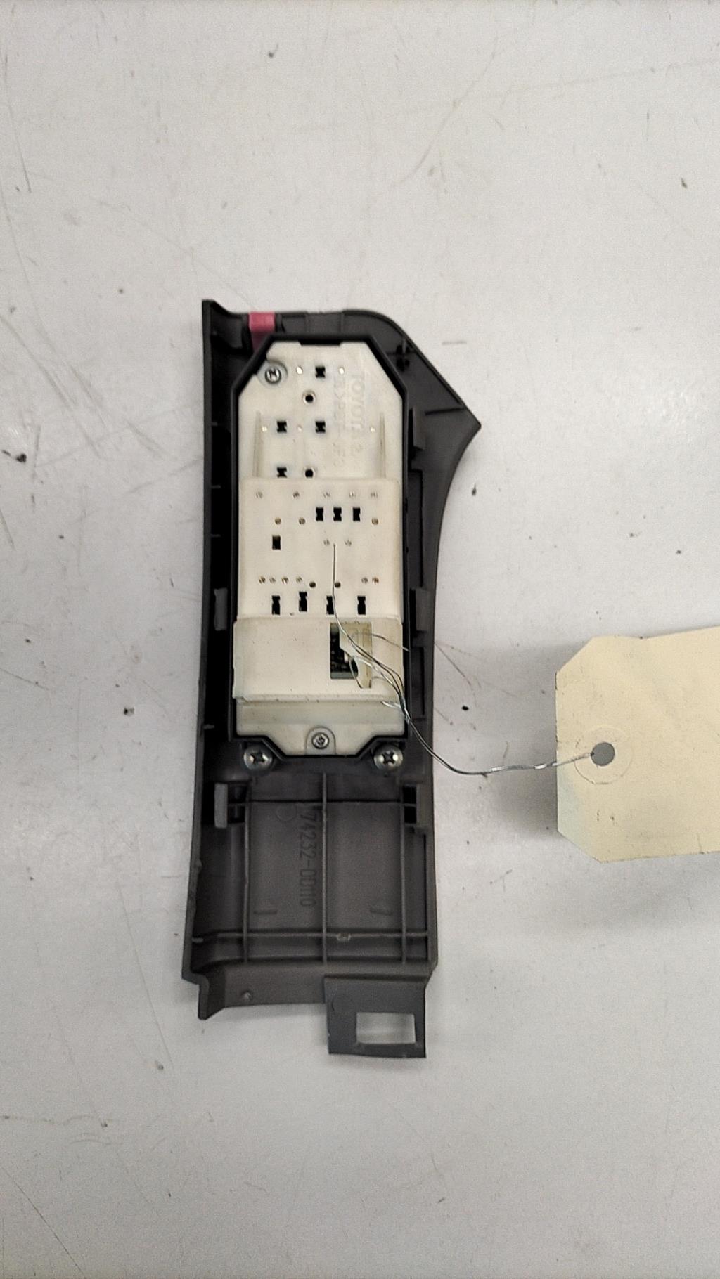 Interruttore lavacristalli anteriore sinistro TOYOTA YARIS 2 PHASE 1 Diésel - 1