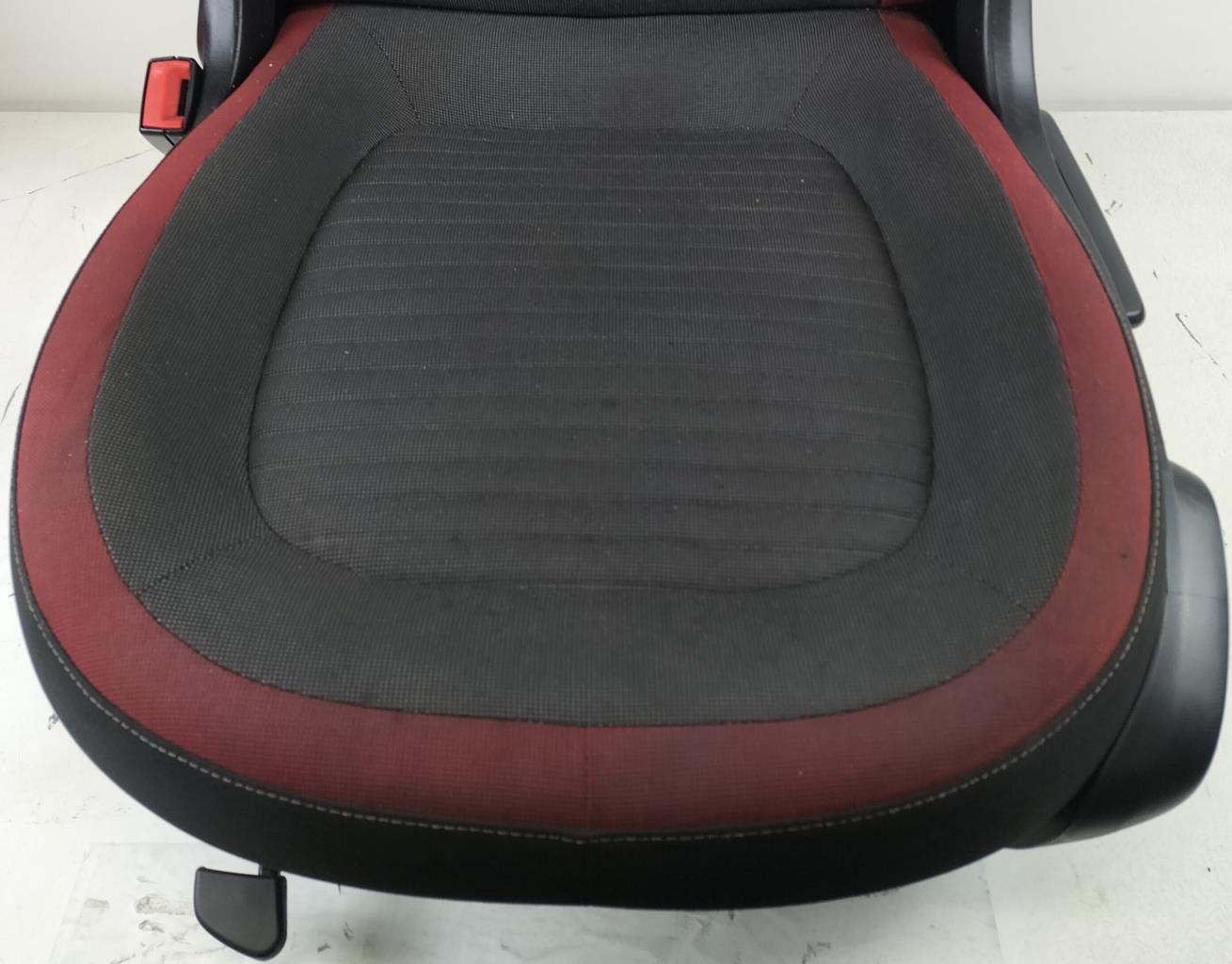 Siege avant gauche RENAULT TWINGO 3 PHASE 1 Essence - 1