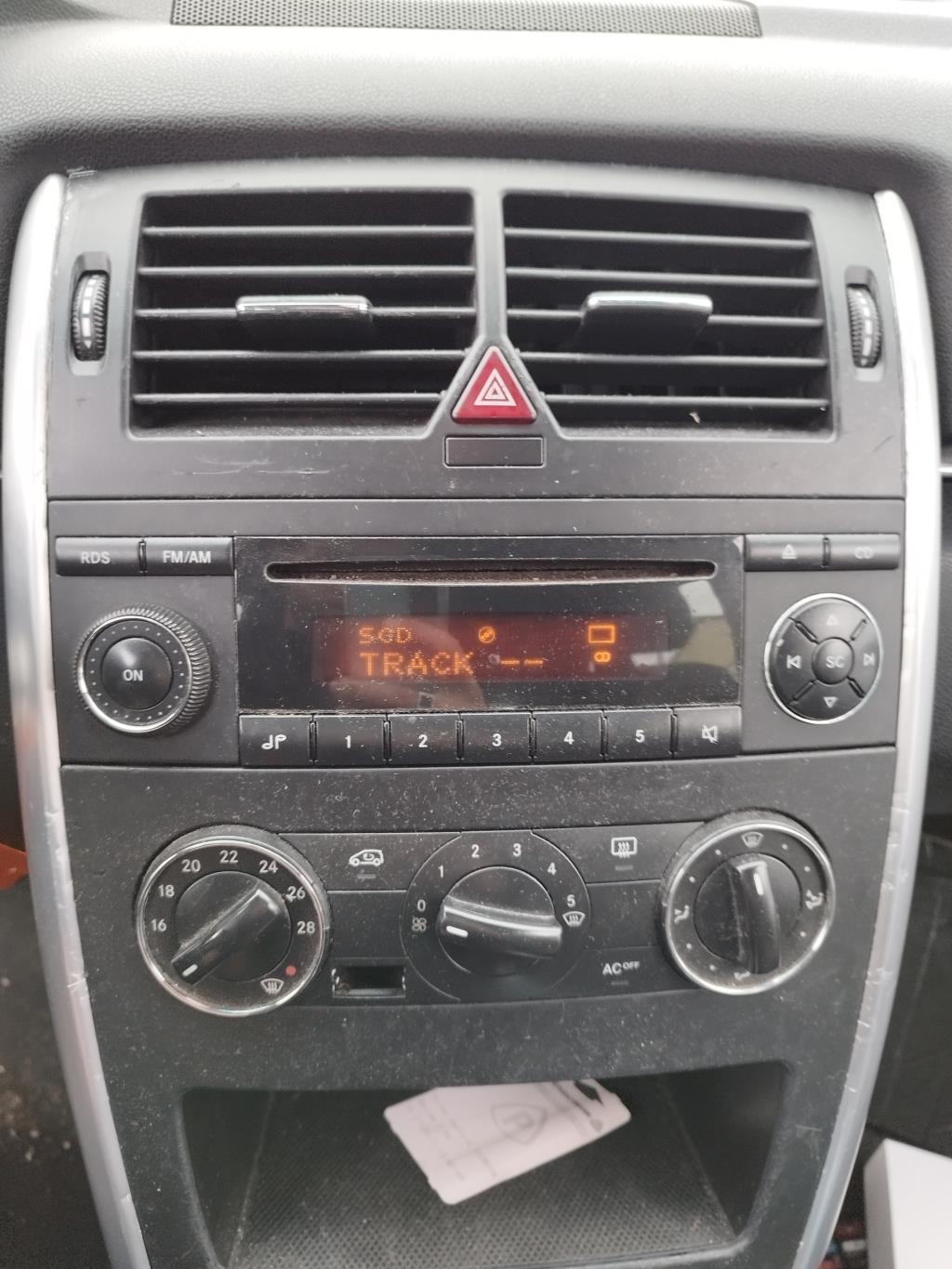 Autoradio originale MERCEDES CLASSE B 245 PHASE 1 Diésel - 1