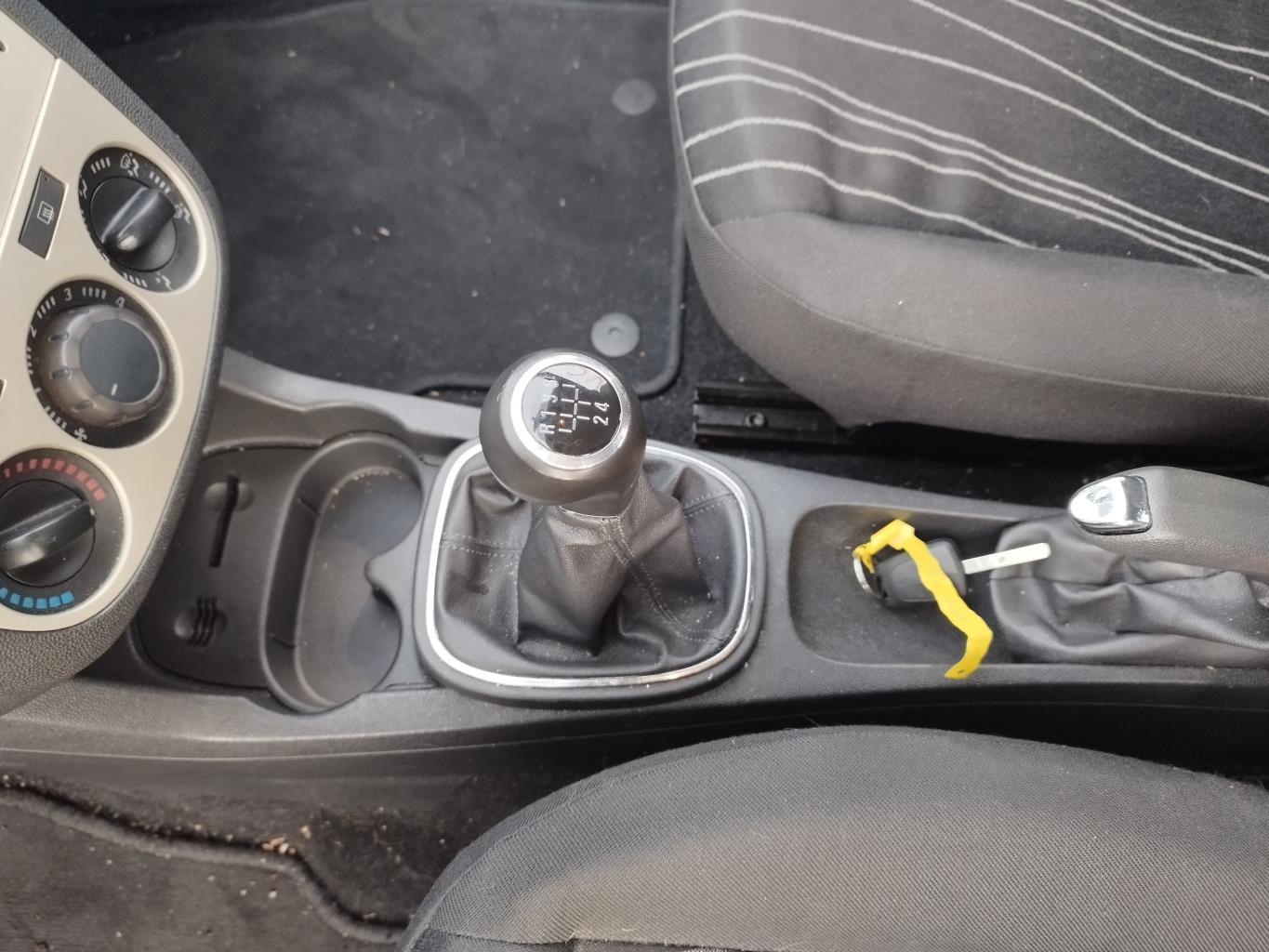 Pomello del cambio OPEL CORSA D PHASE 1 Diésel - 1