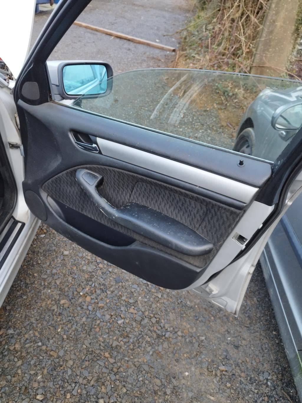 Leve vitre electrique avant droit BMW SERIE 3 E46 PHASE 1 Diesel - 1