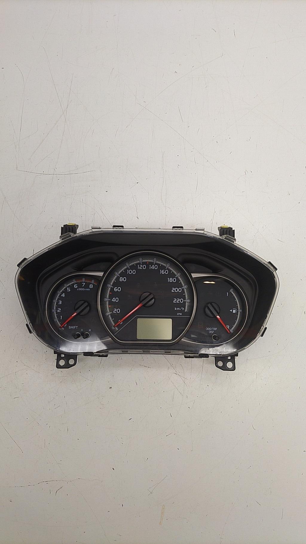 Compteur TOYOTA YARIS 3 PHASE 2 Essence - 1
