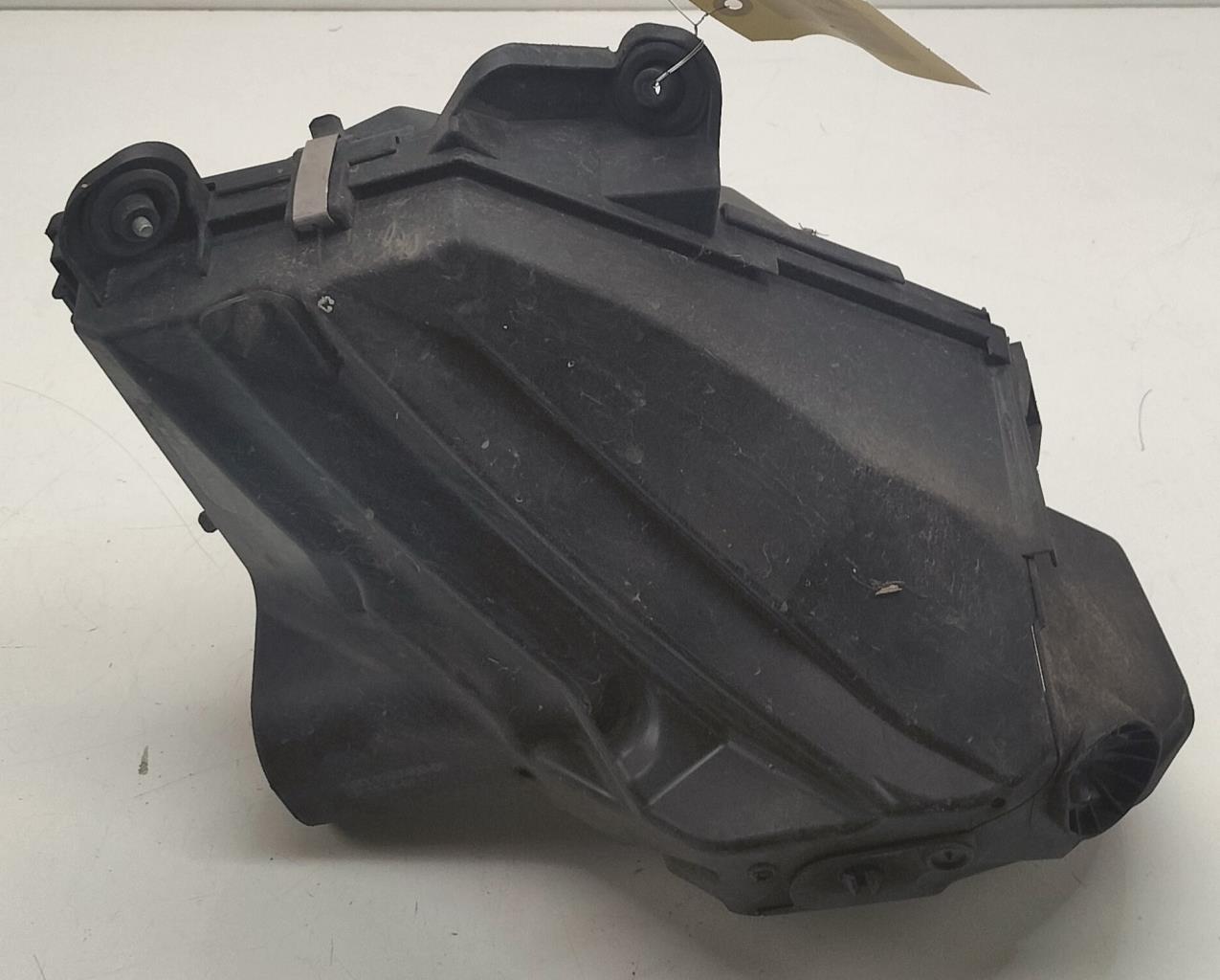 Boite a air BMW SERIE 1 E87 PHASE 2 Diesel - 1