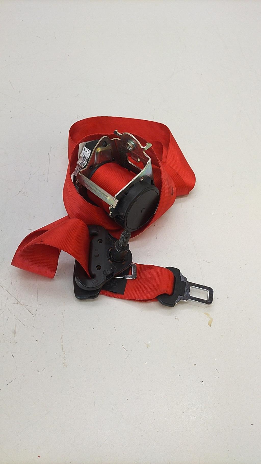 Cintura posteriore centrale RENAULT CLIO 4 PHASE 1 Gasolina - 1
