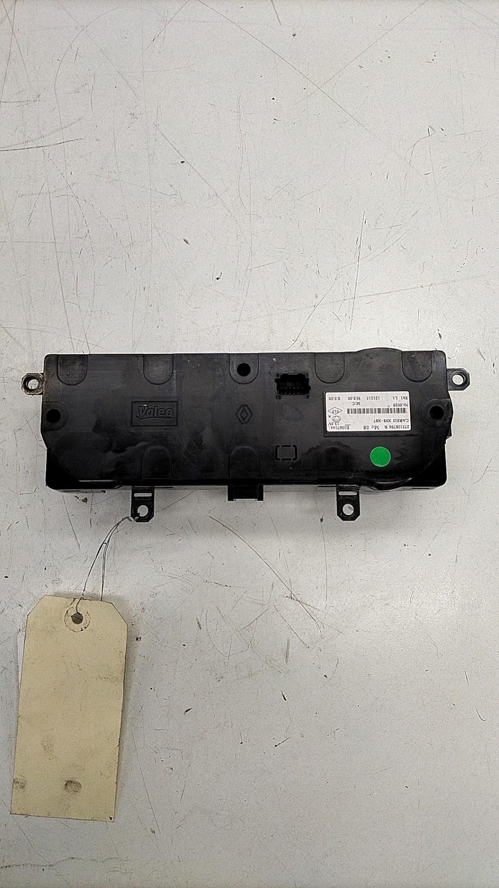 Commande chauffage RENAULT CLIO 4 PHASE 1 Essence - 1
